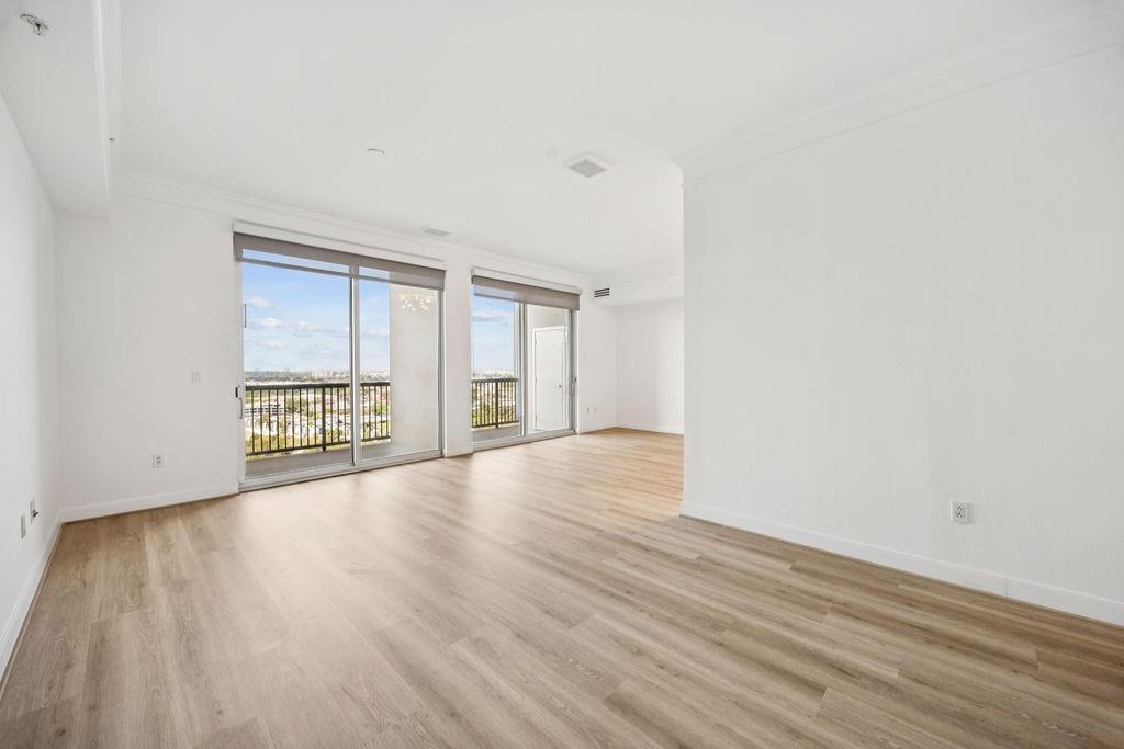 3333 Allen Parkway # 1907