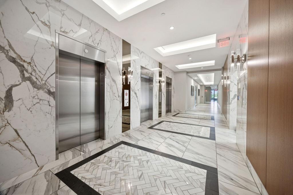 3333 Allen Parkway # 1907