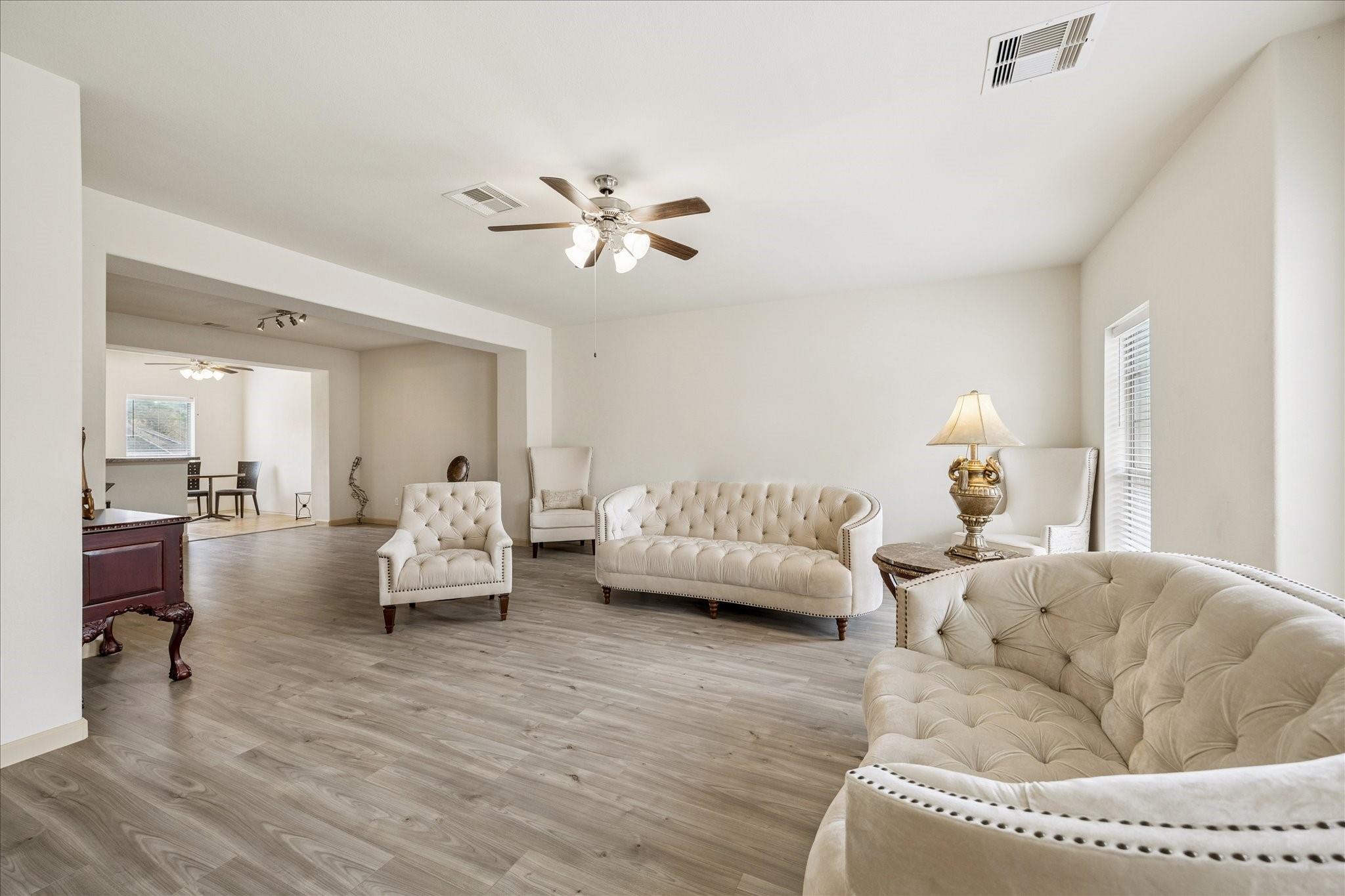 7914 Stoneyway Drive