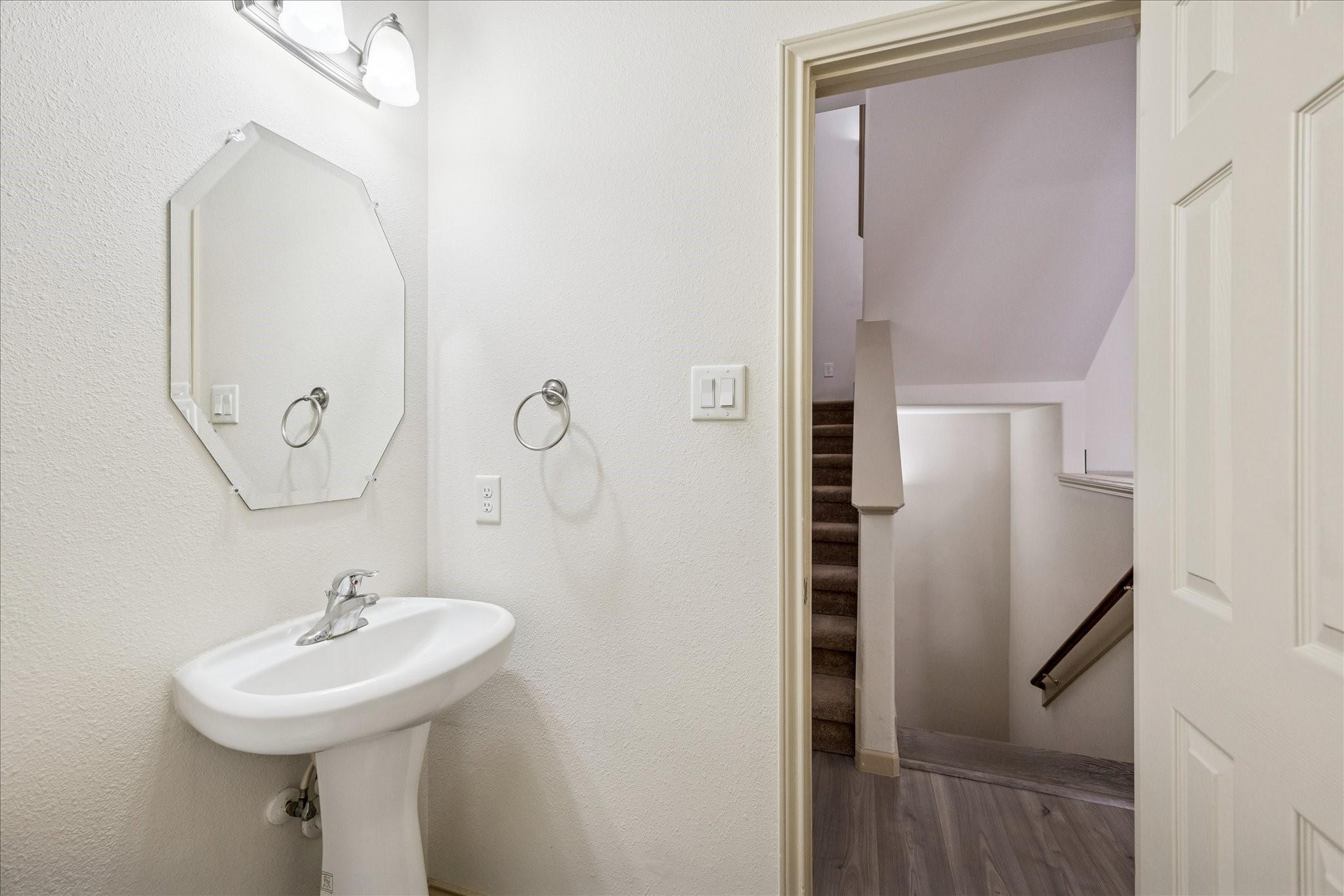 7914 Stoneyway Drive