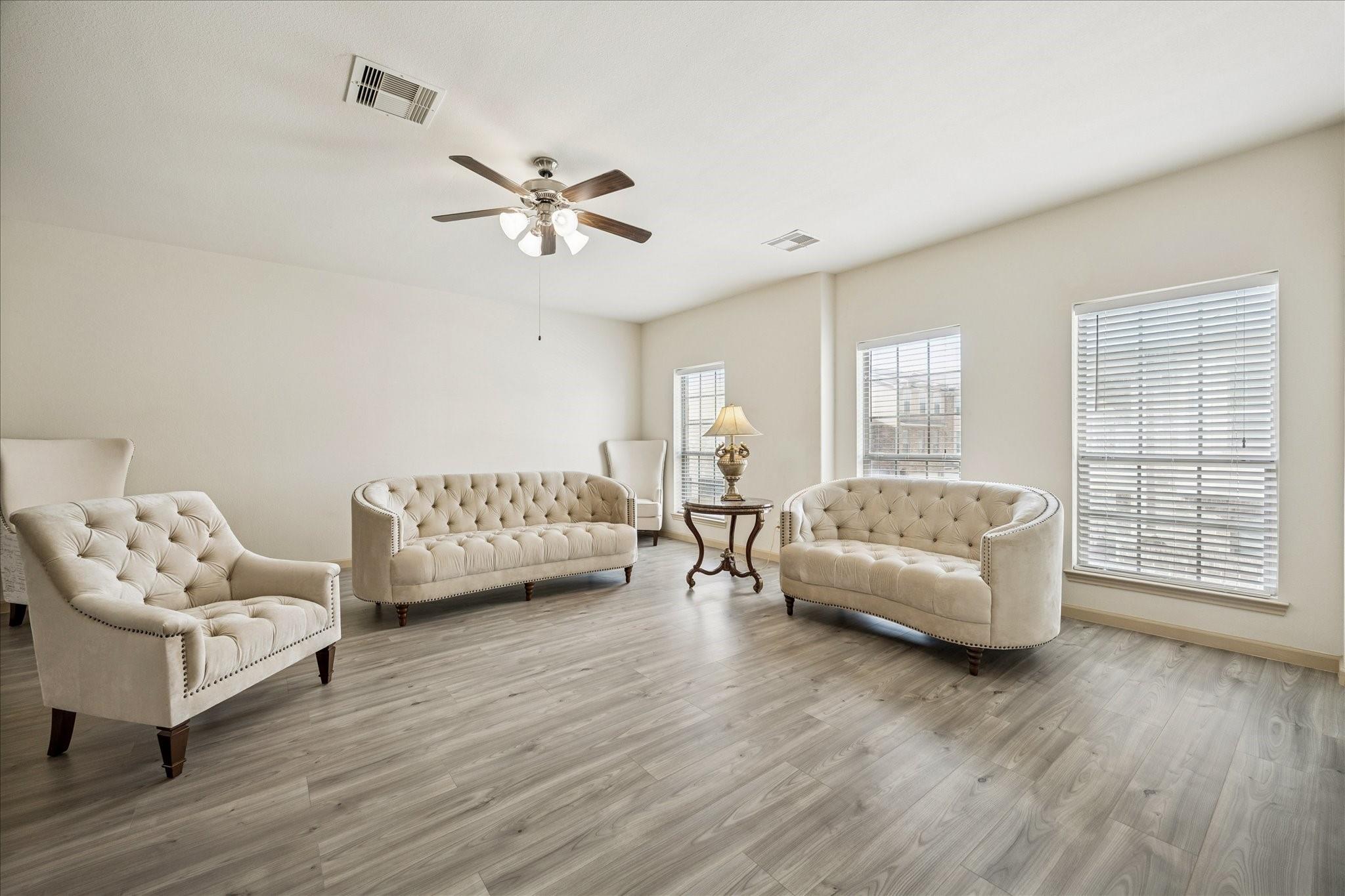 7914 Stoneyway Drive