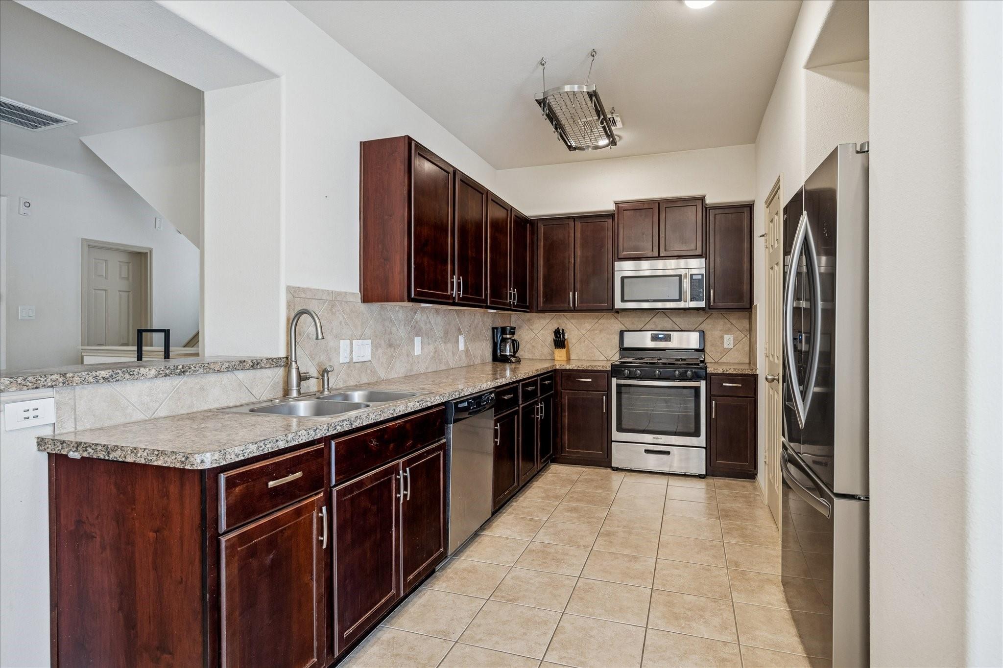 7914 Stoneyway Drive