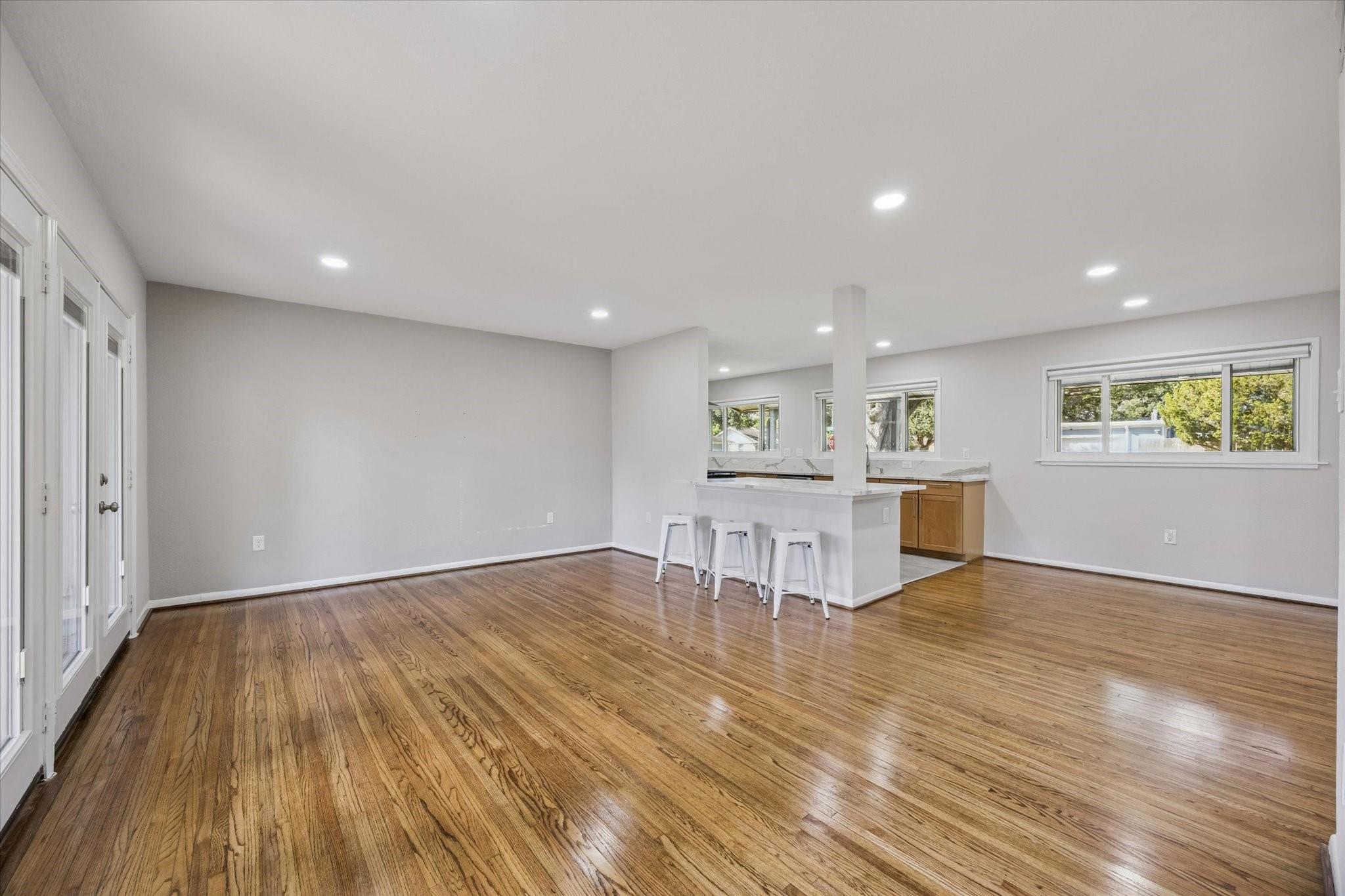 8621 Bob White Drive