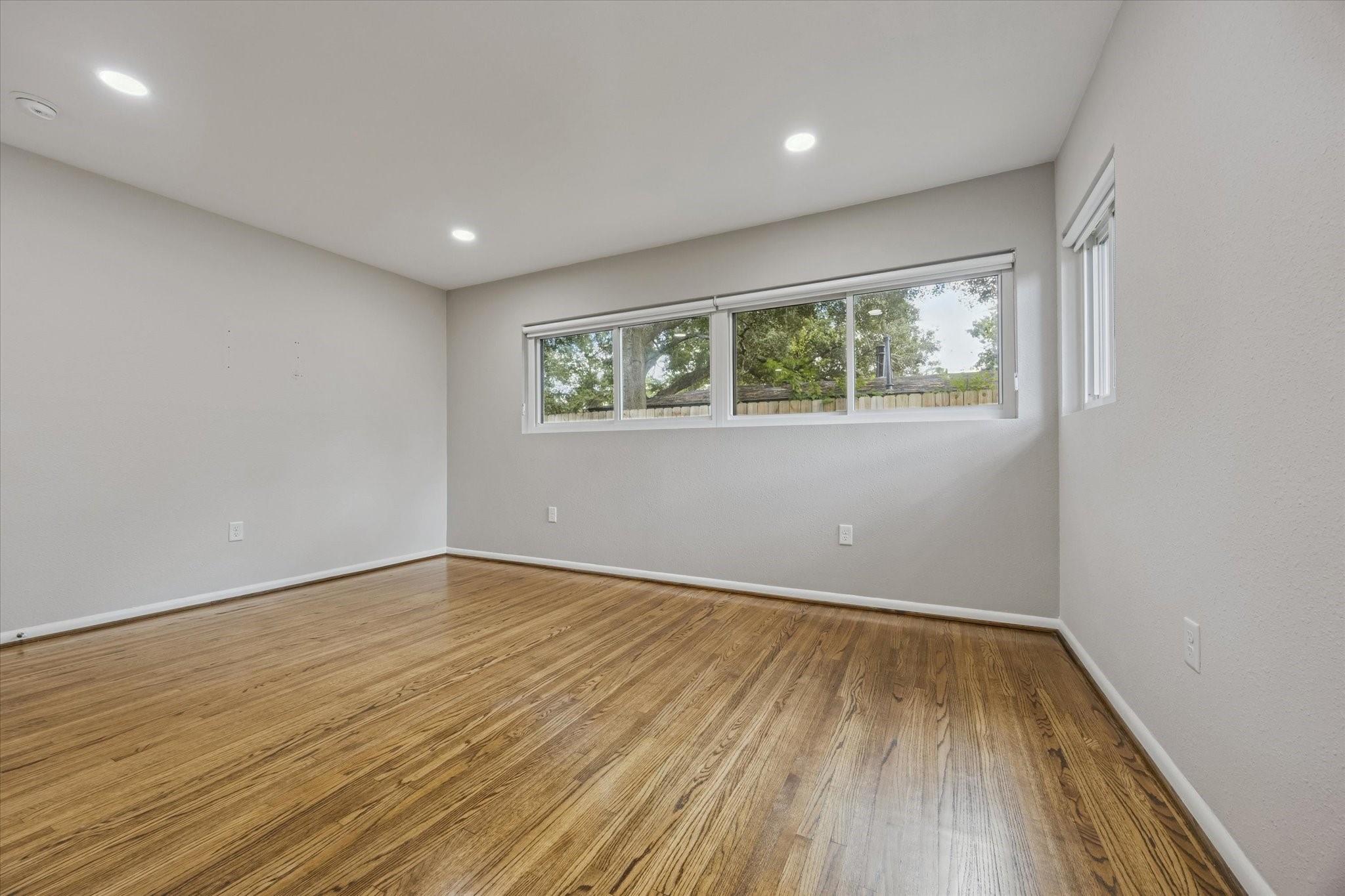 8621 Bob White Drive