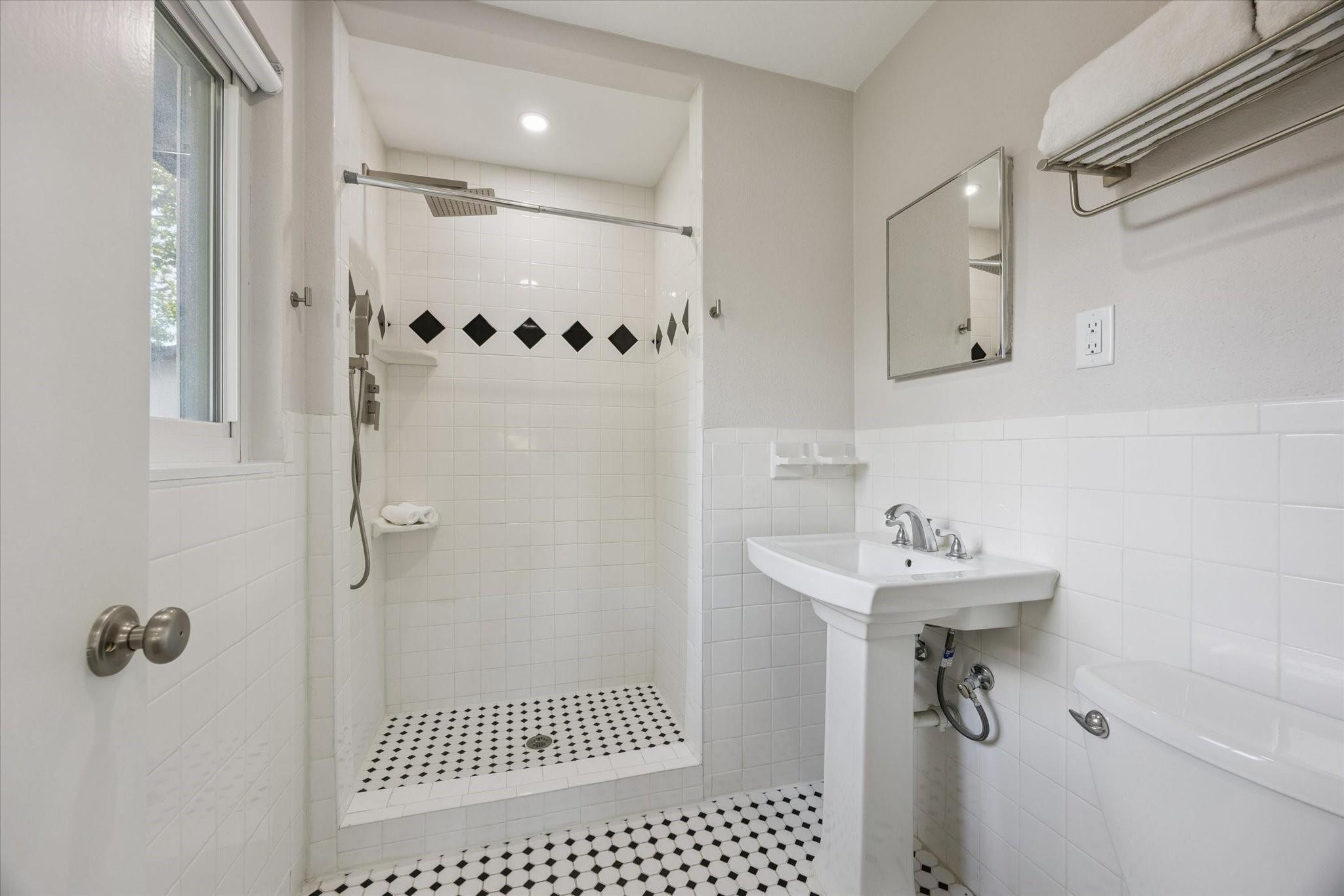 8621 Bob White Drive