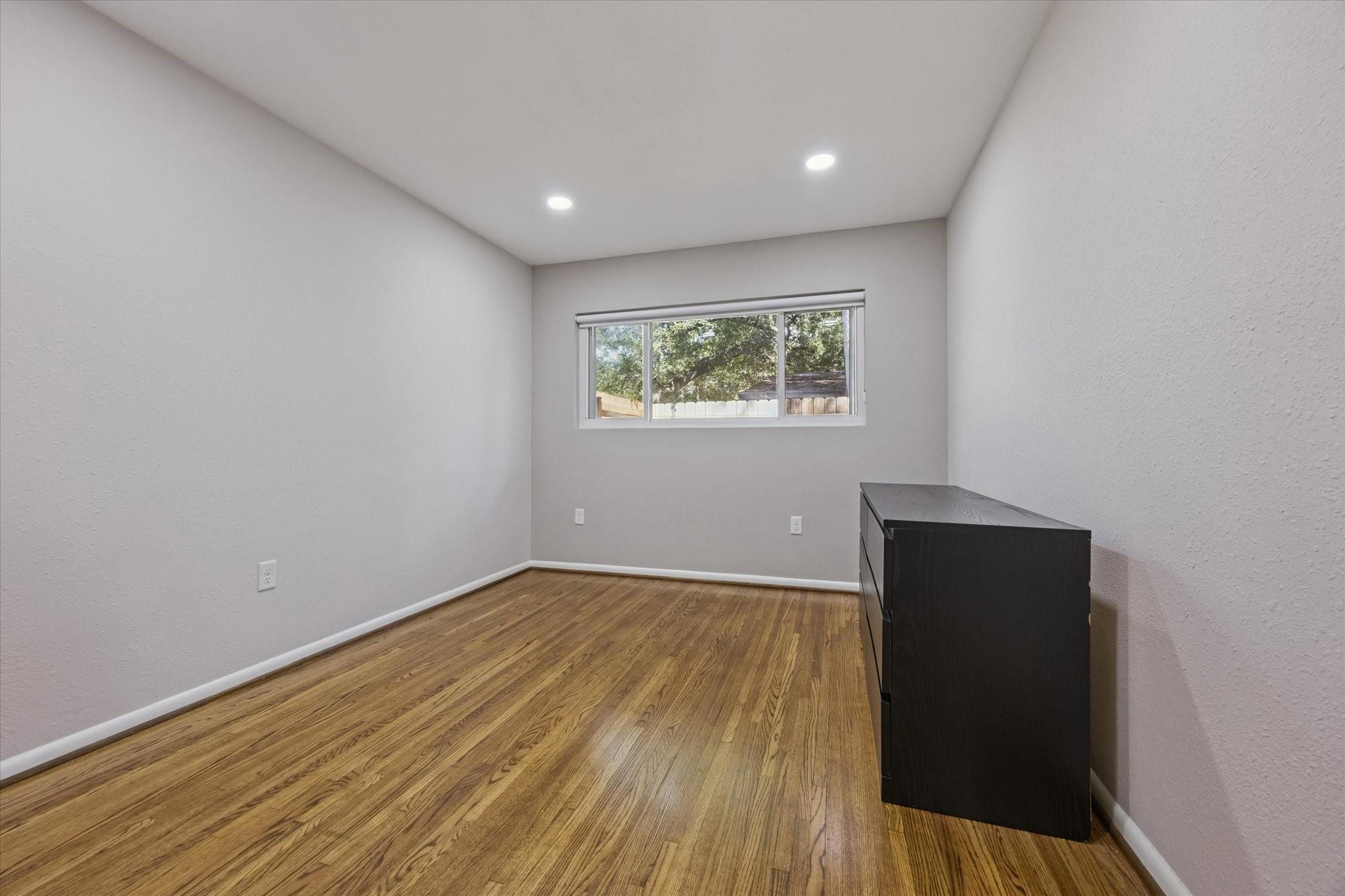 8621 Bob White Drive