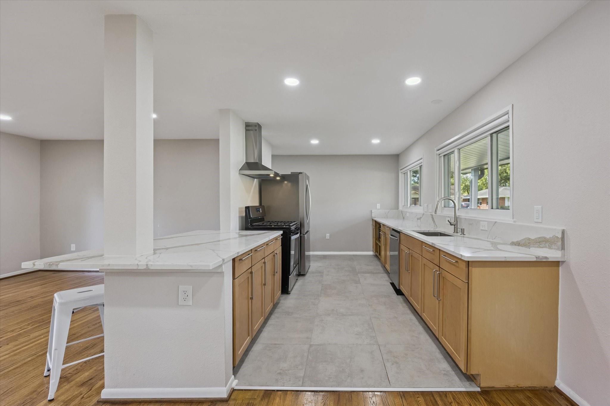 8621 Bob White Drive