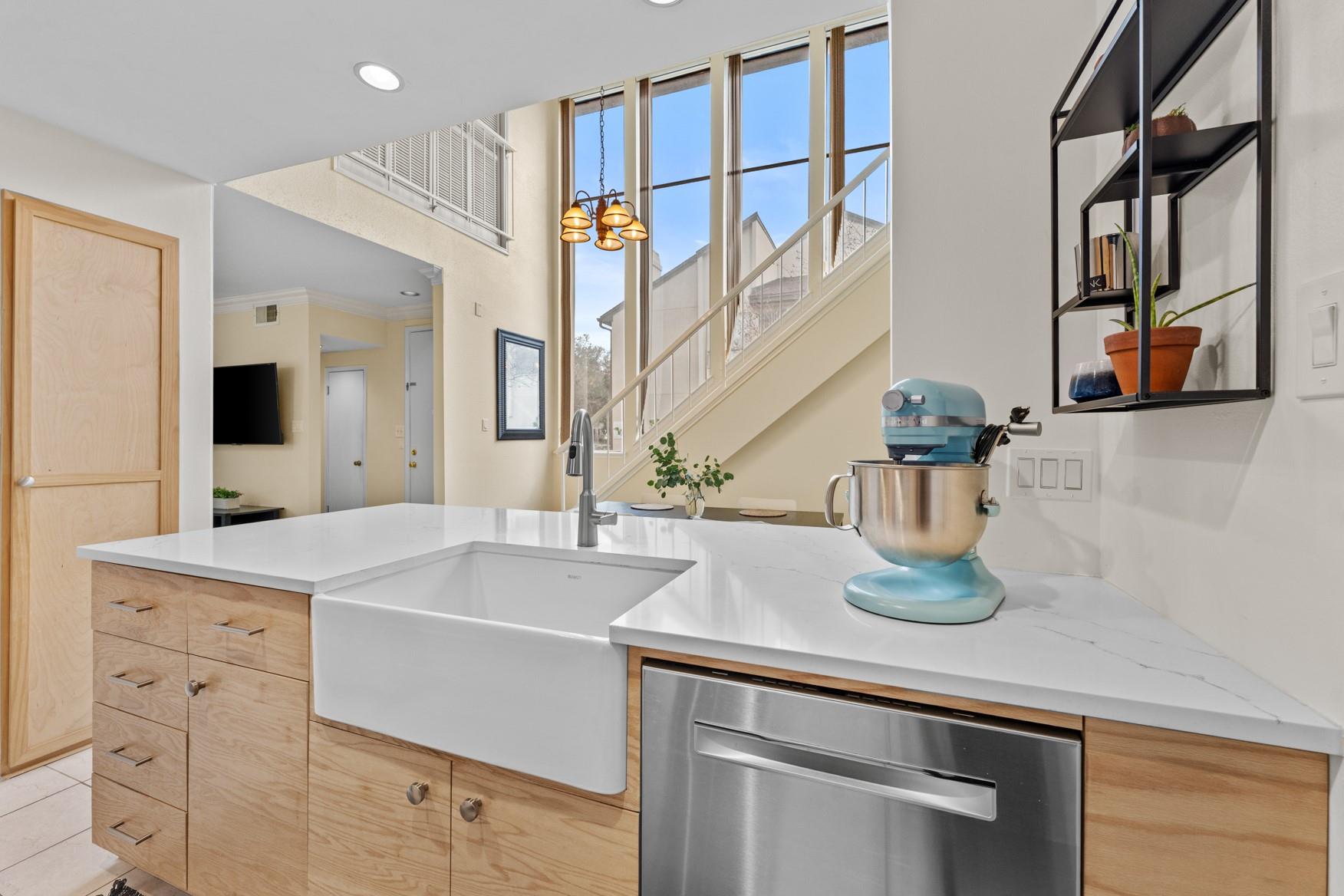 1112 Bering Drive # 66