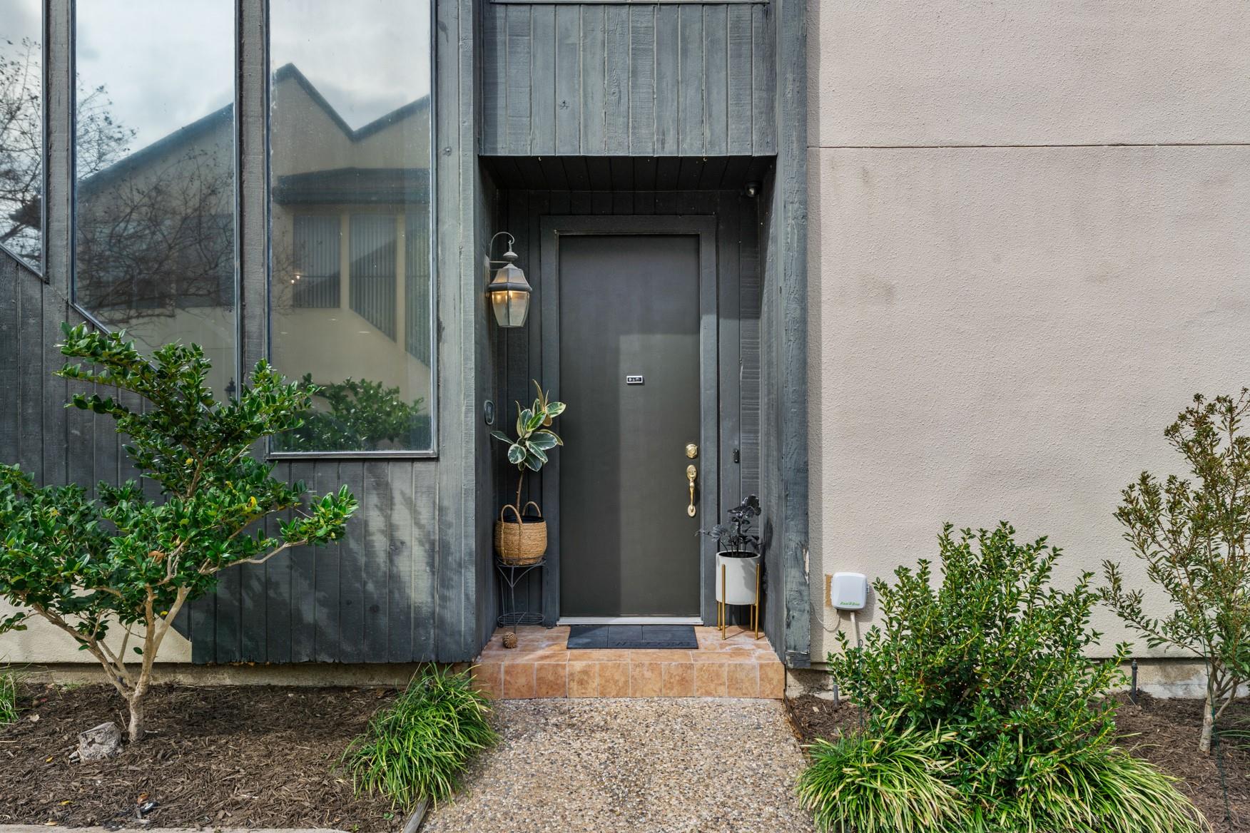 1112 Bering Drive # 66