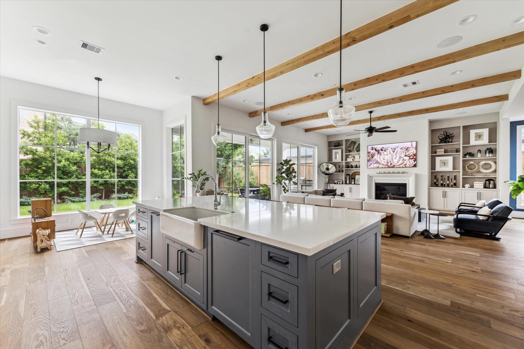 2224 North Boulevard