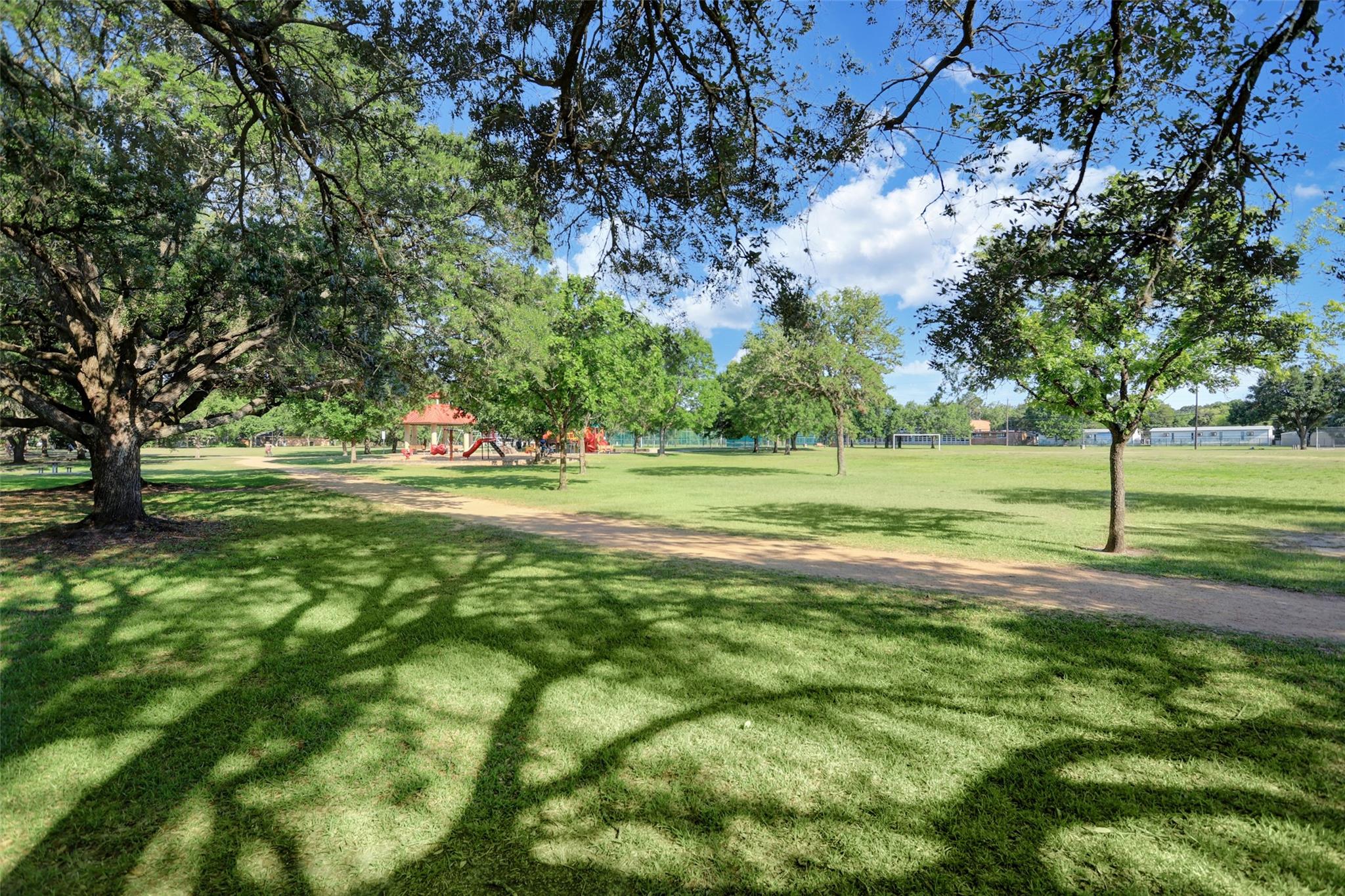 4721 Kingfisher Drive