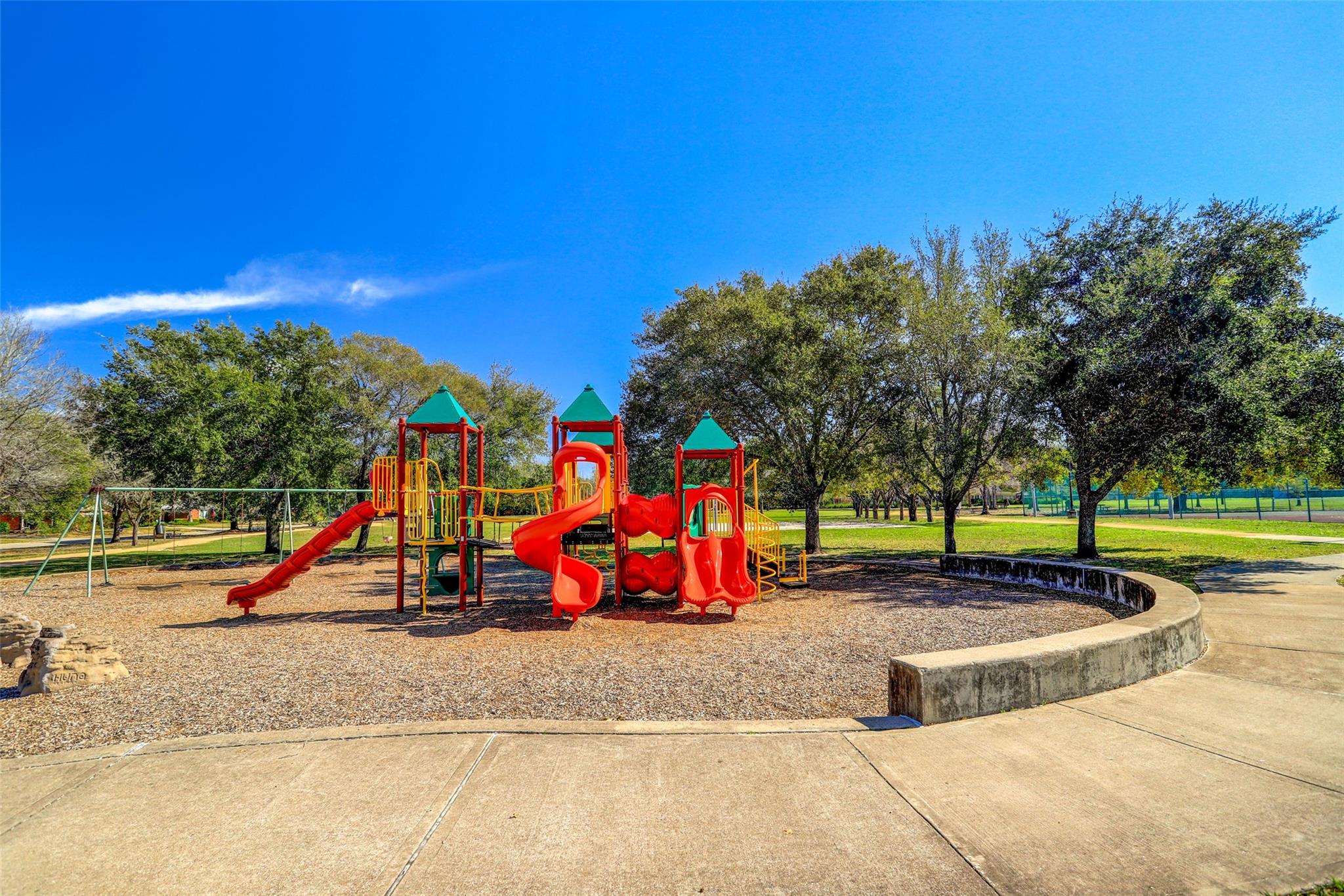 4721 Kingfisher Drive