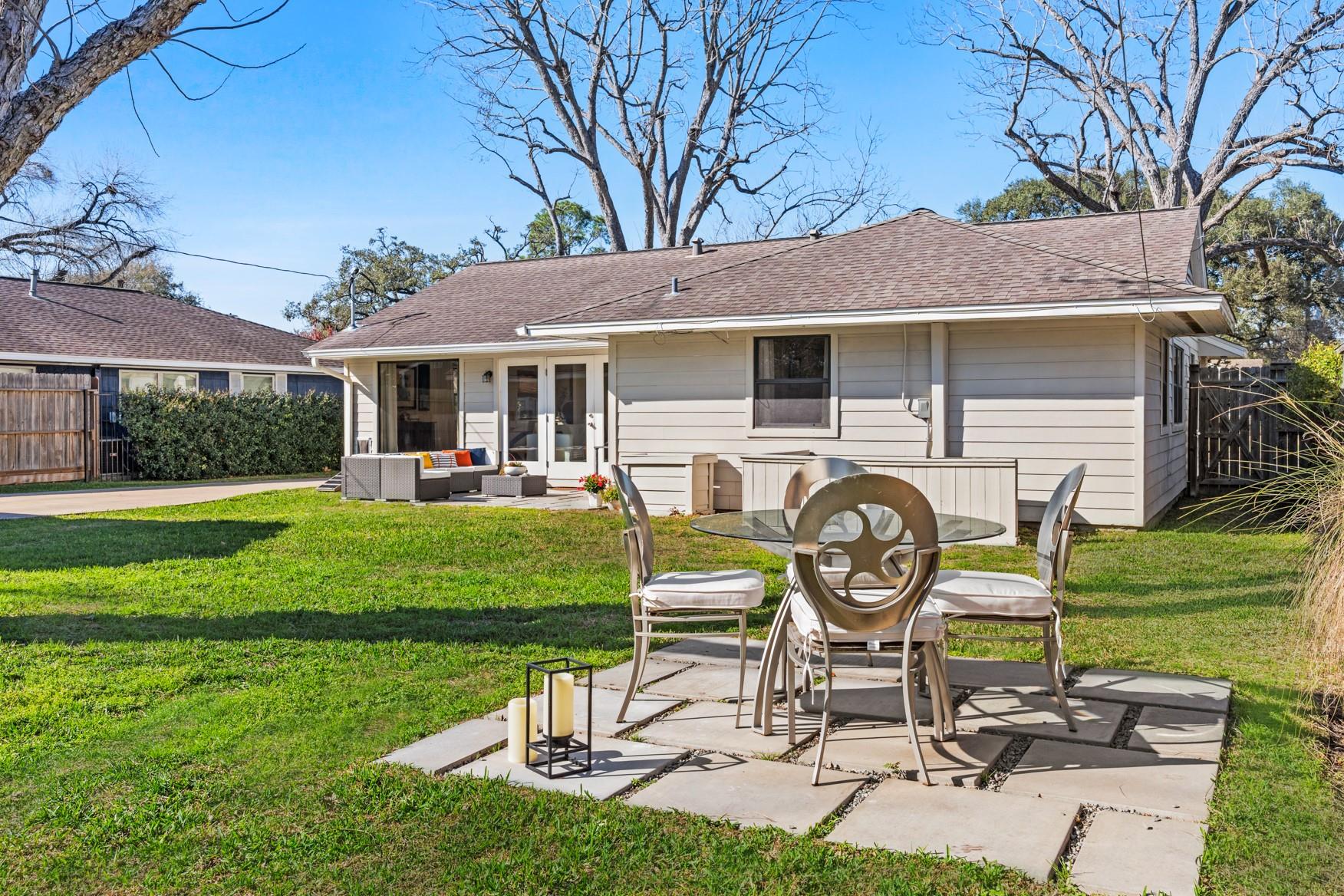 4721 Kingfisher Drive