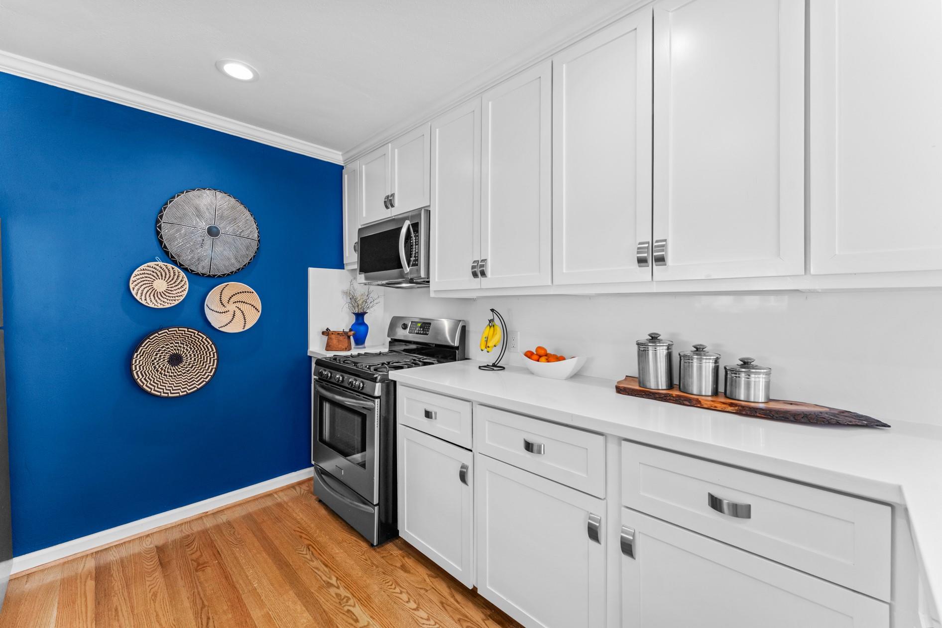 4721 Kingfisher Drive