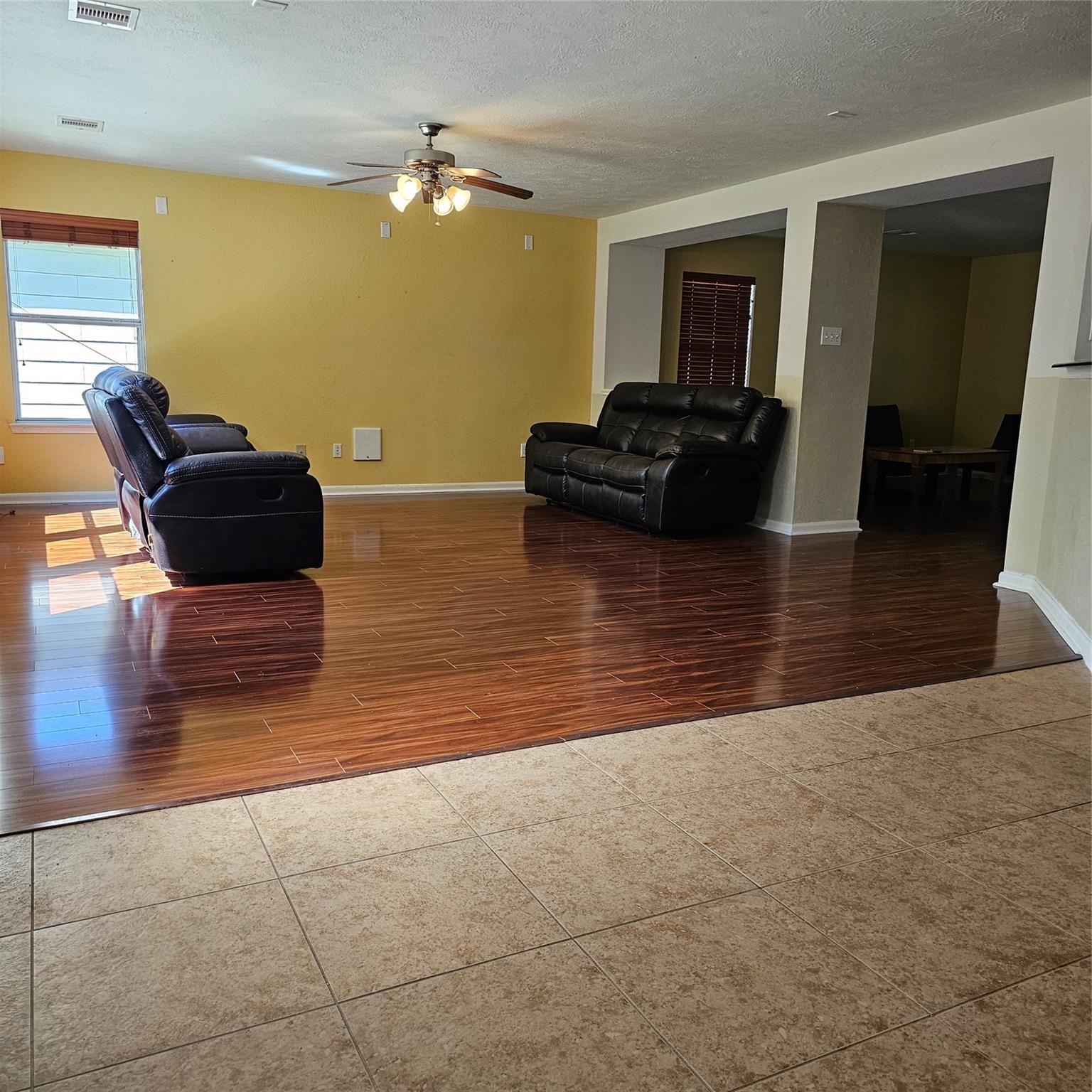 11727 Madison Oak Street