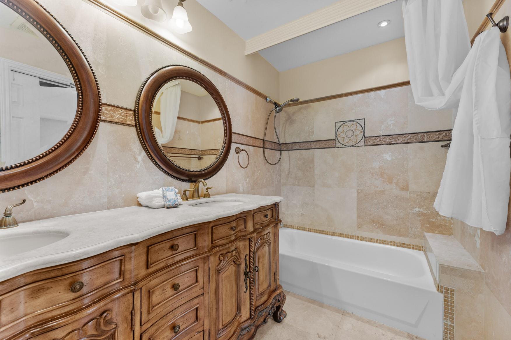 3300 Bellefontaine Street # 42