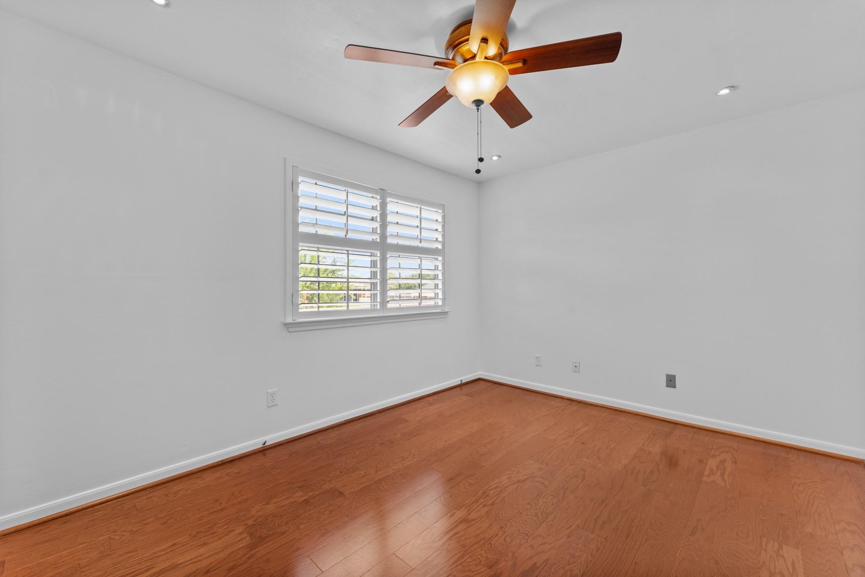3300 Bellefontaine Street # 42