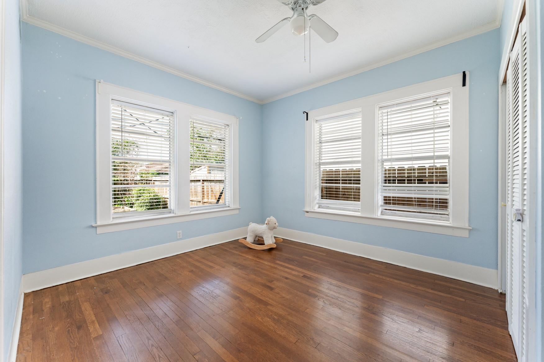 2502 Rosewood Street