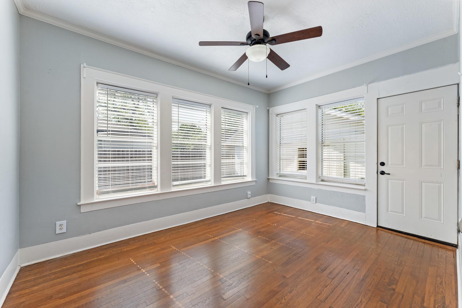 2502 Rosewood Street