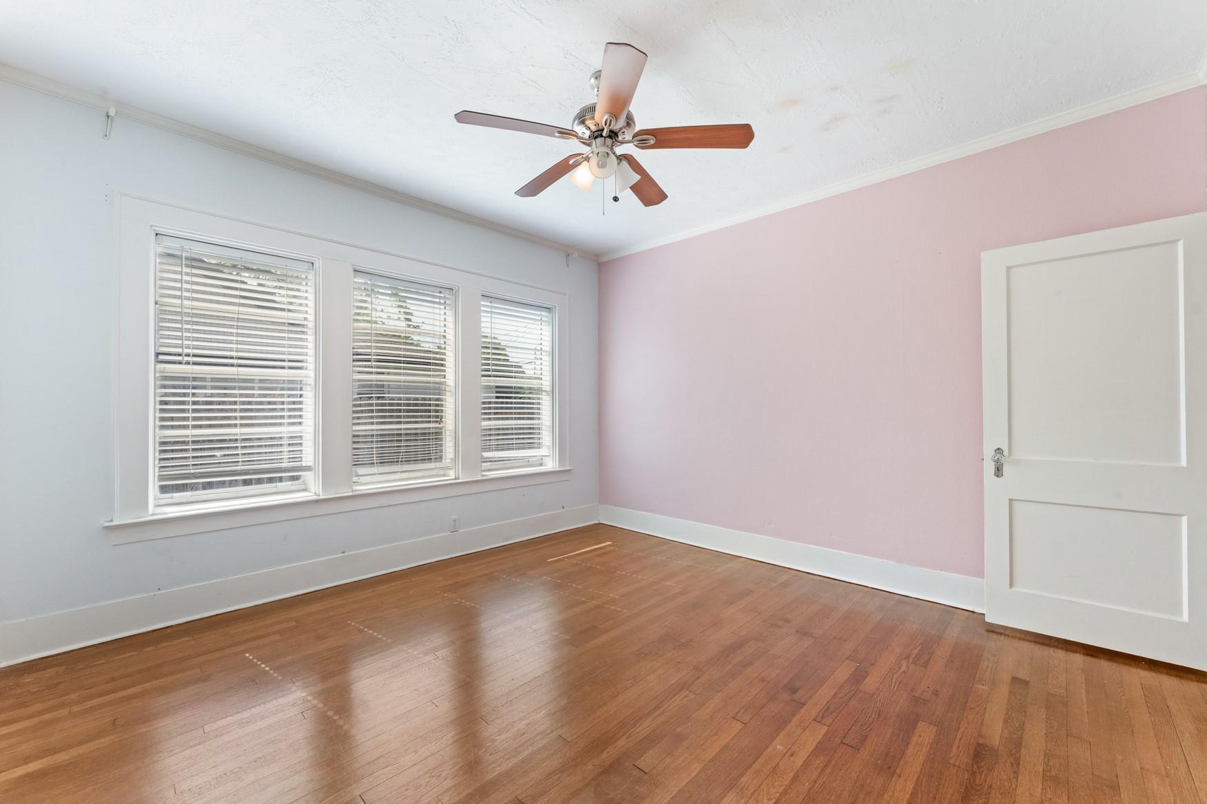 2502 Rosewood Street