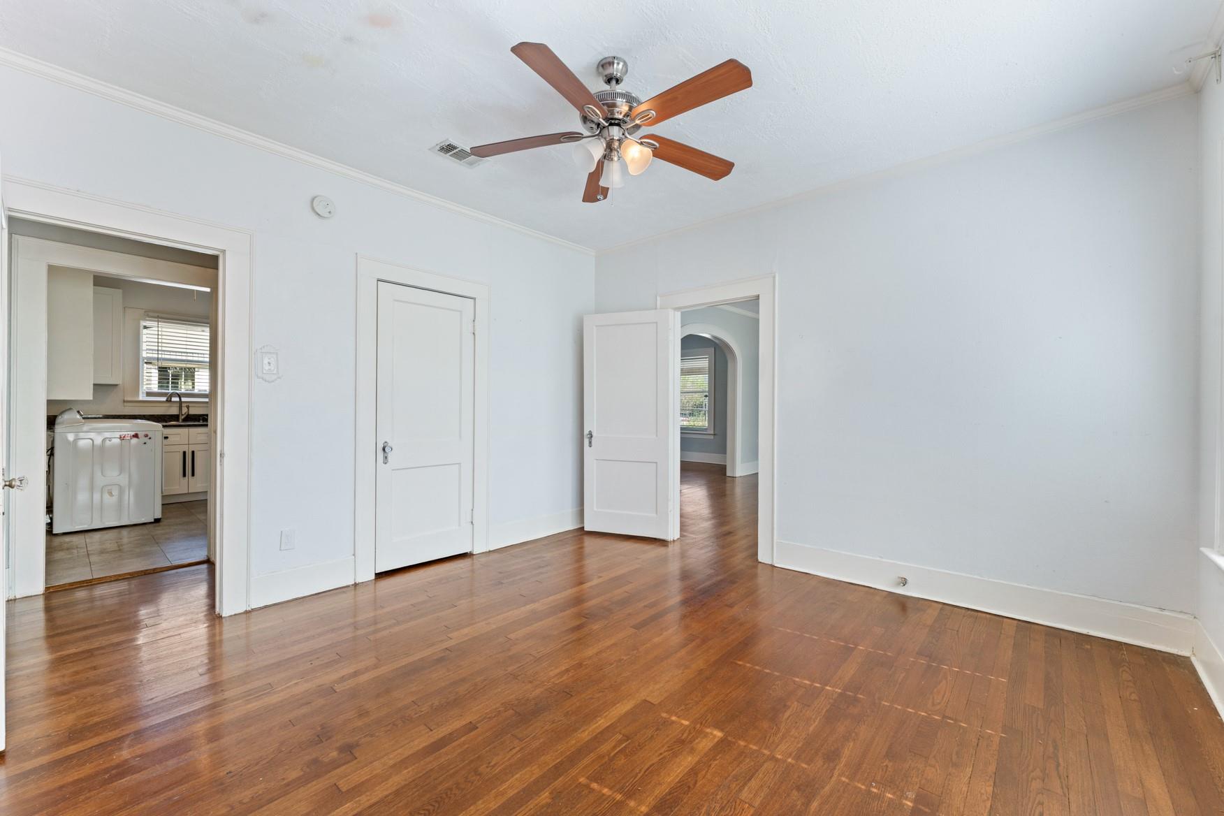 2502 Rosewood Street