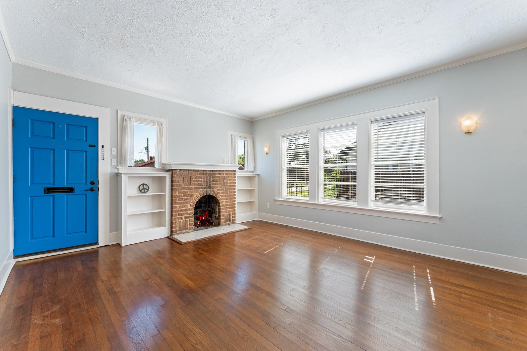 2502 Rosewood Street