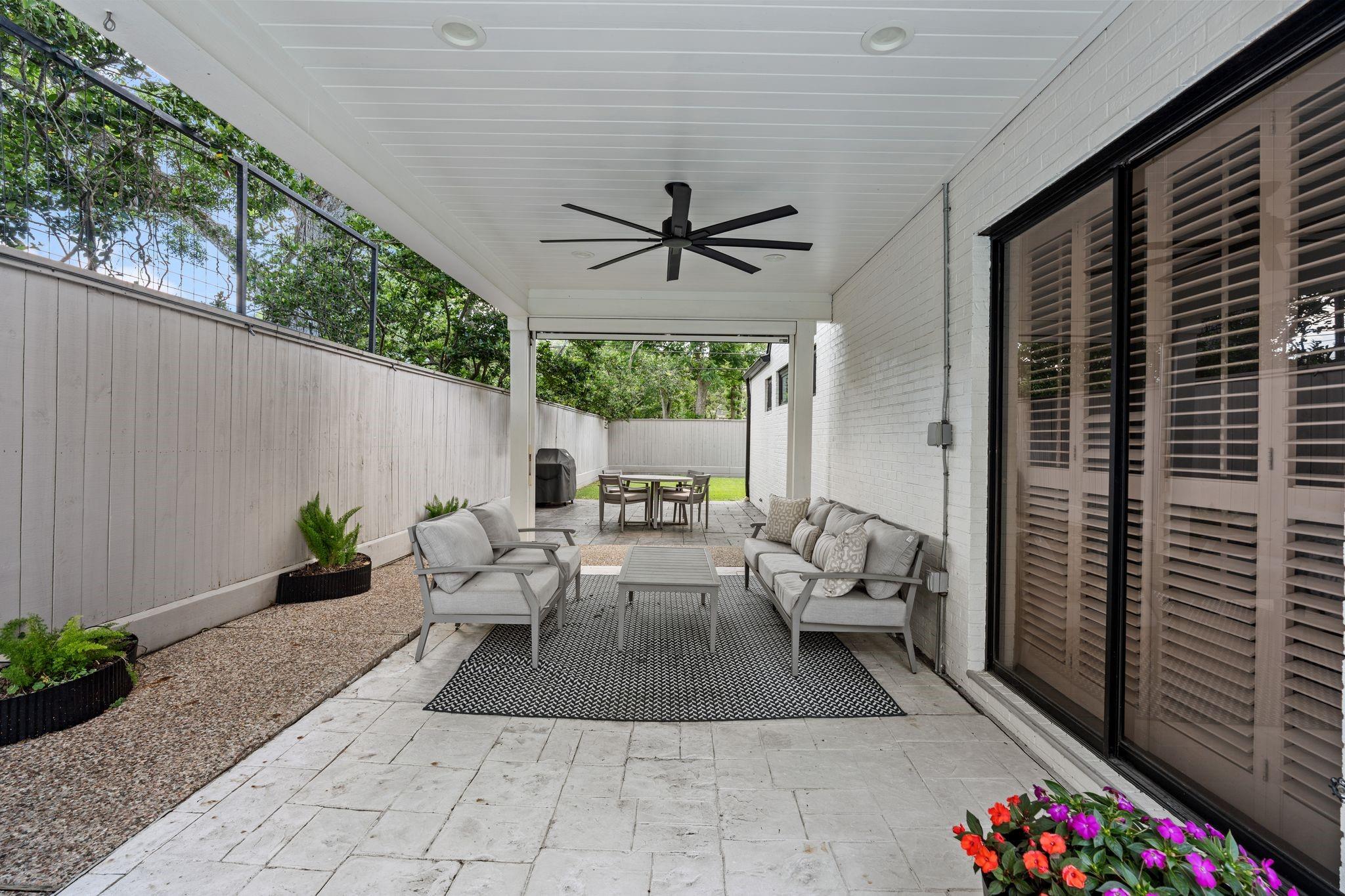6348 Vanderbilt Street