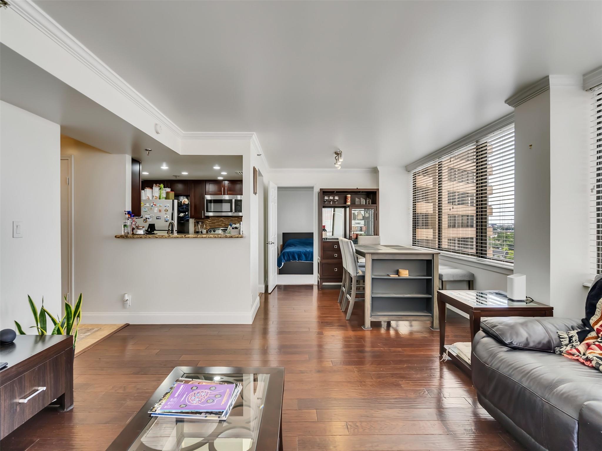 3525 Sage Road # 1210