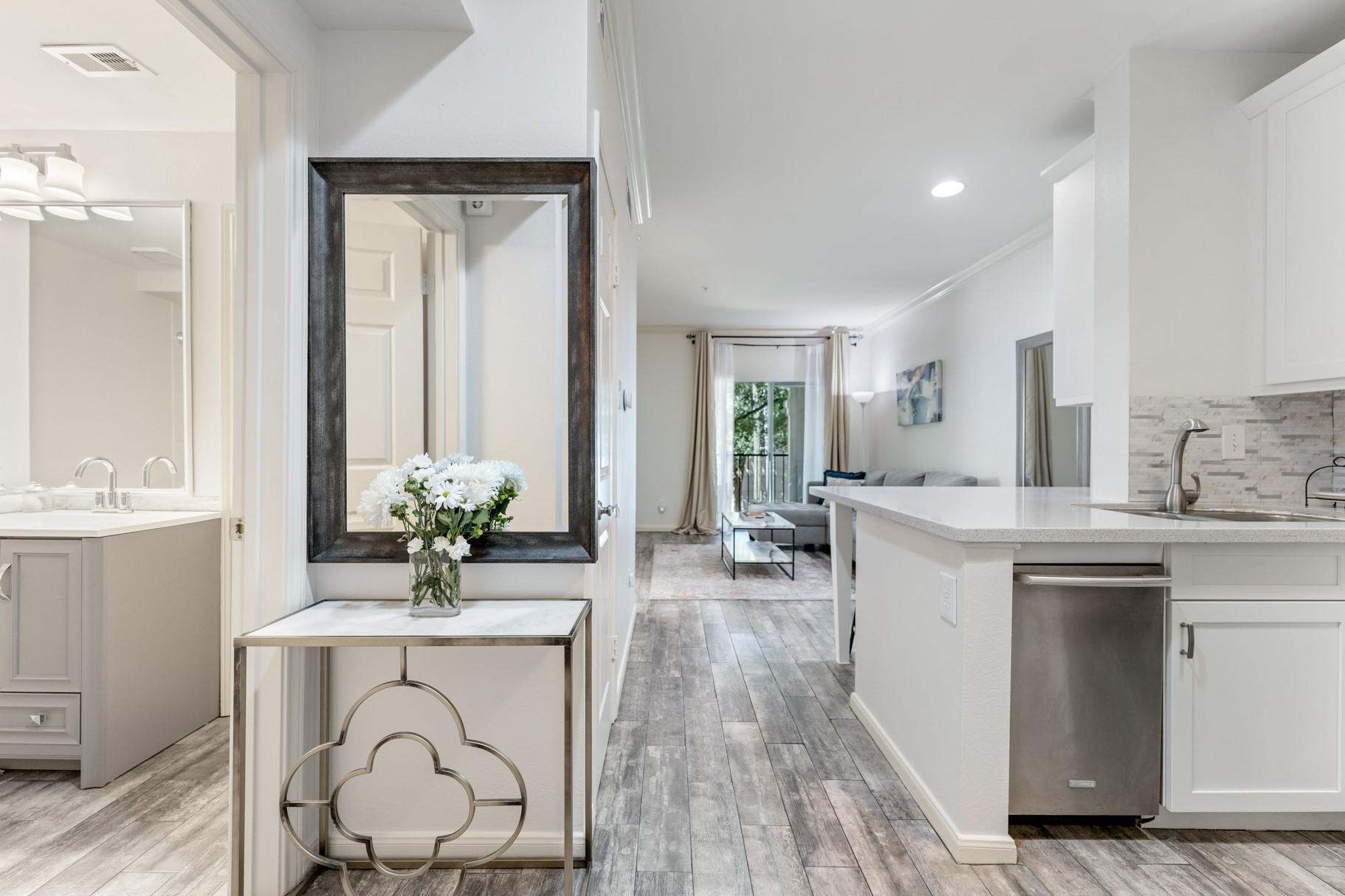 3231 Allen Parkway # 5201