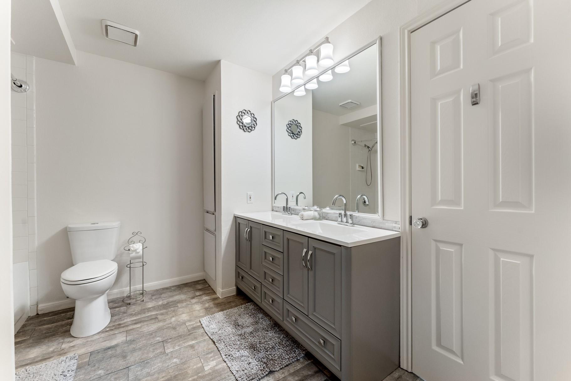 3231 Allen Parkway # 5201