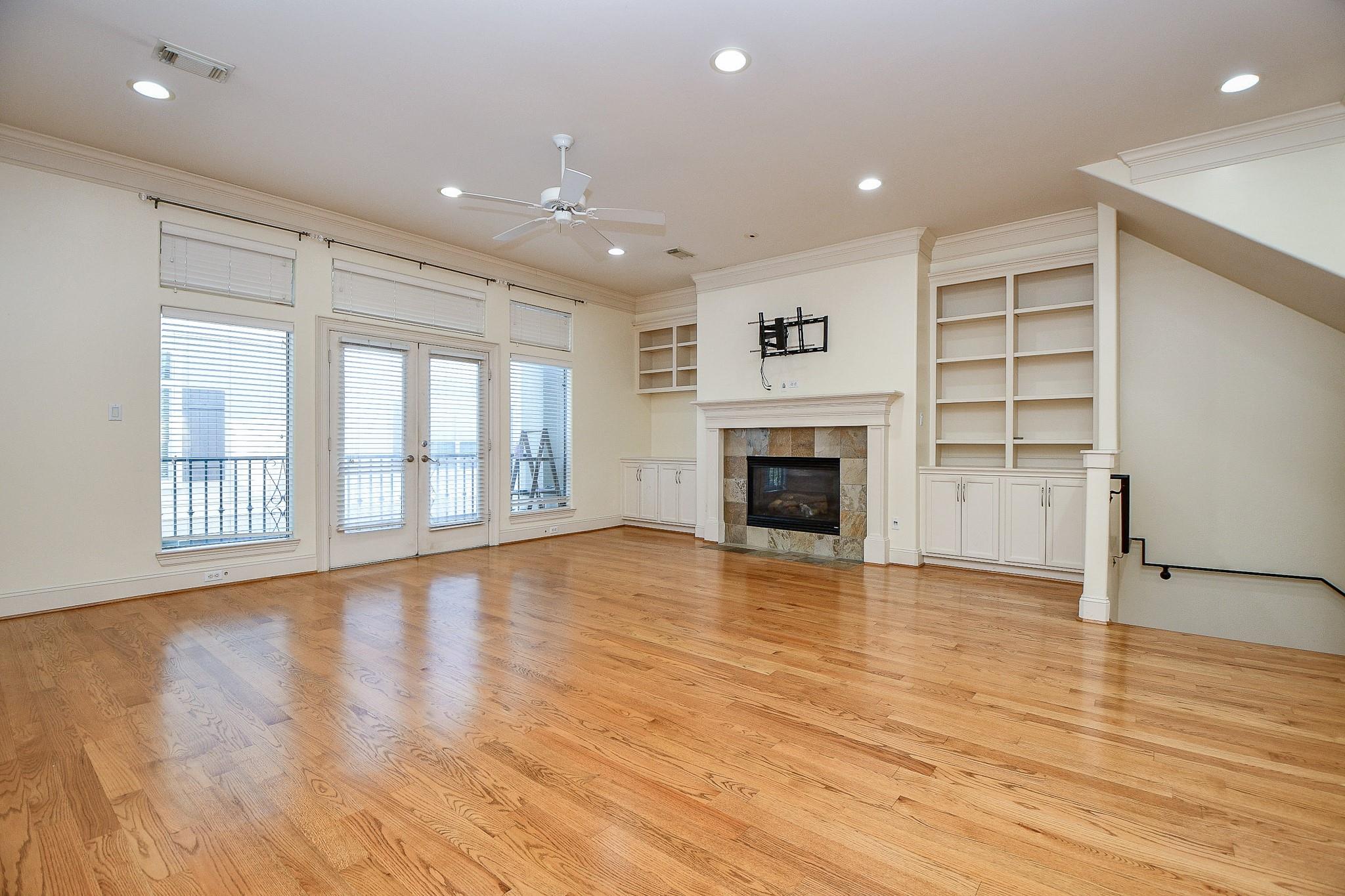 6818 Staffordshire Boulevard