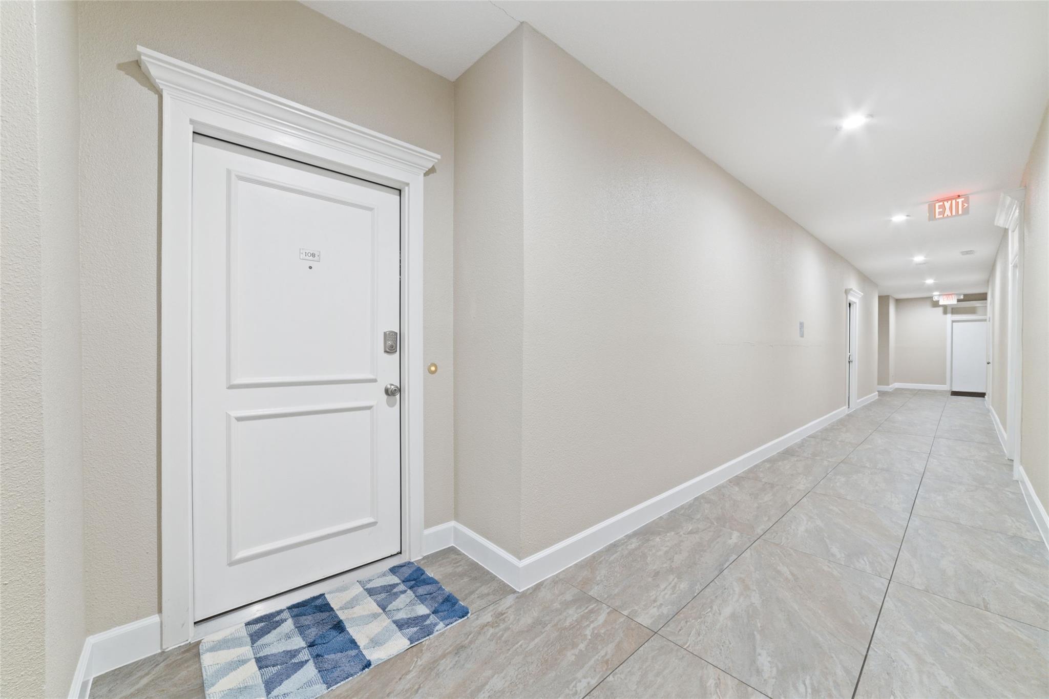 2400 N Braeswood Boulevard # 108