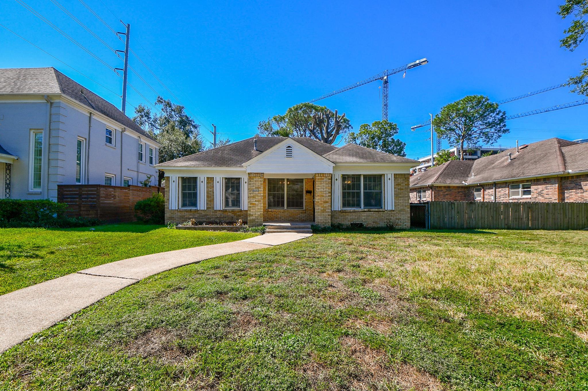 1932 Canterbury Street