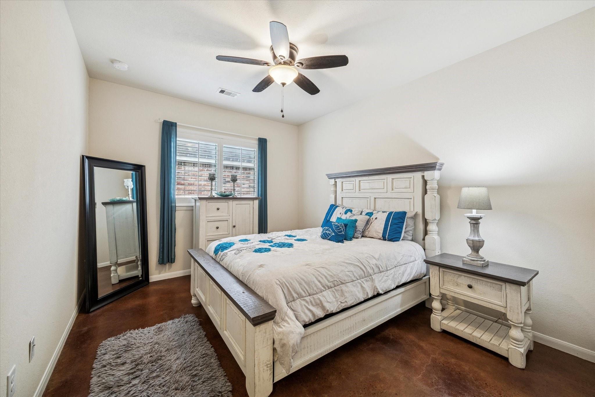 2506 River Oak Court