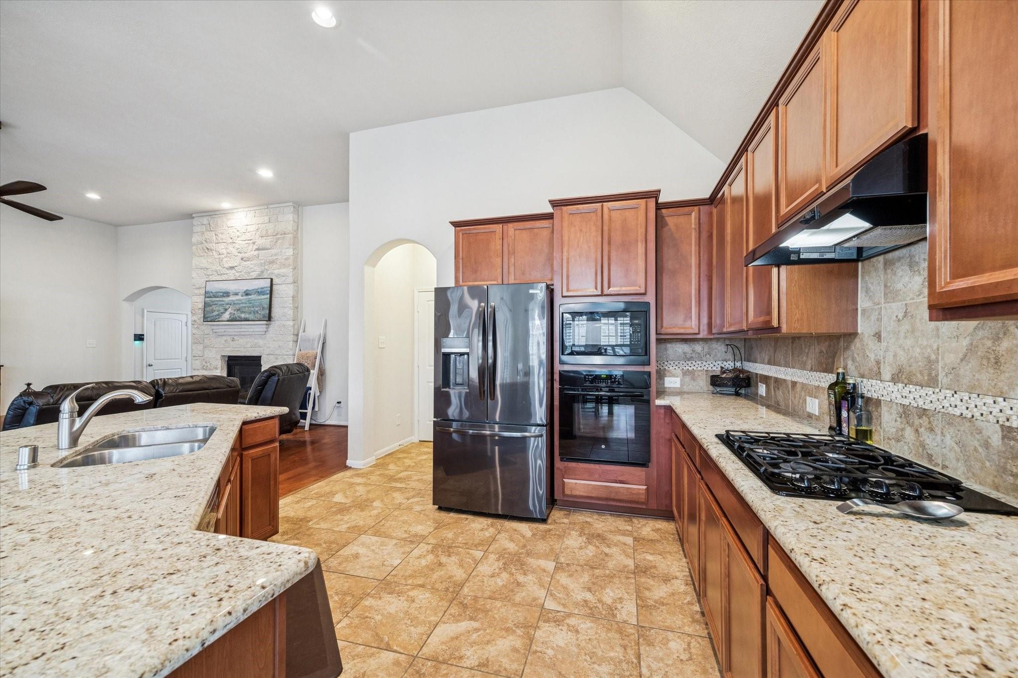 2506 River Oak Court