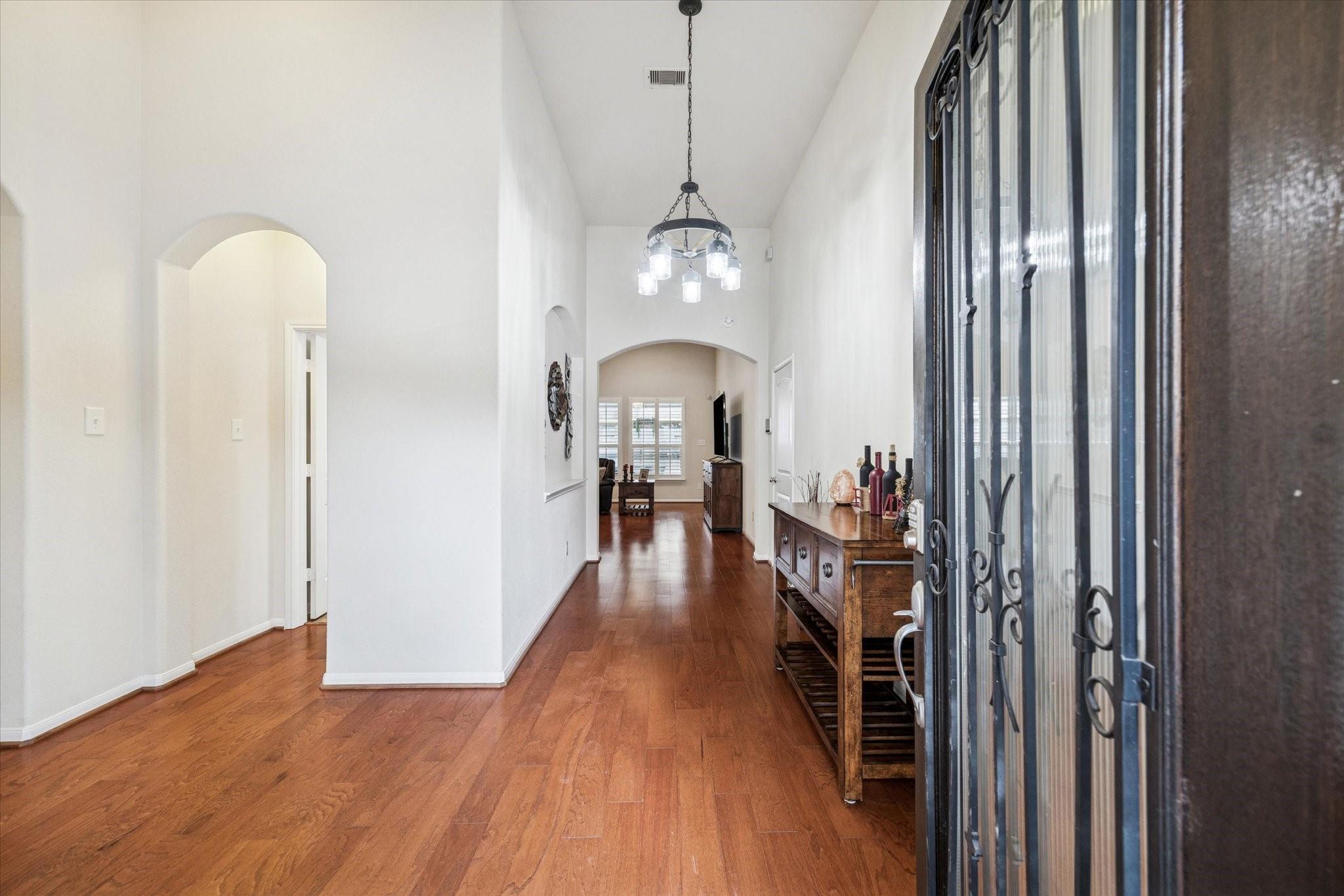 2506 River Oak Court