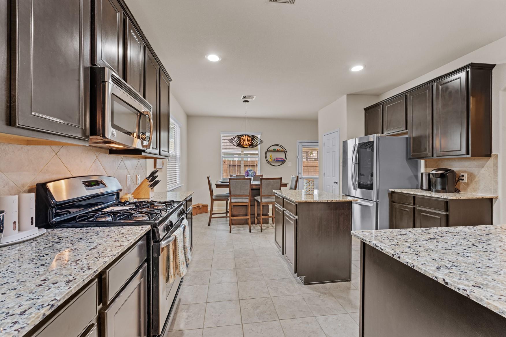 6502 Wilshire Lakes