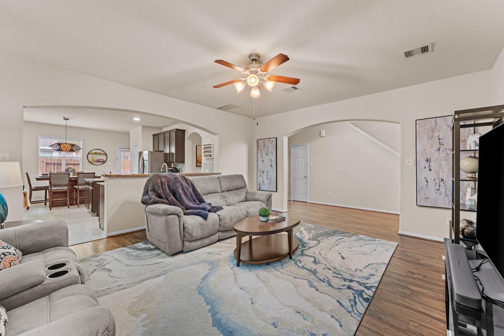 6502 Wilshire Lakes