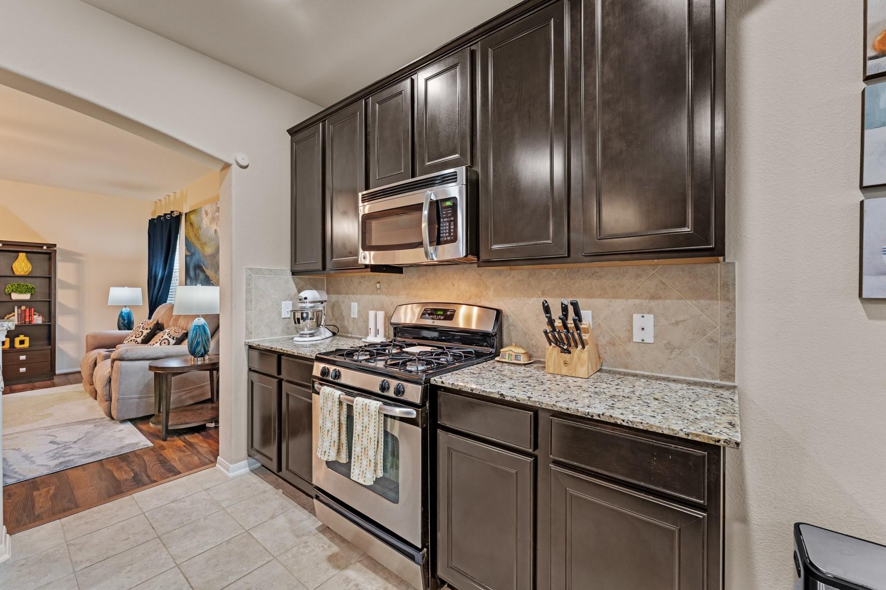 6502 Wilshire Lakes