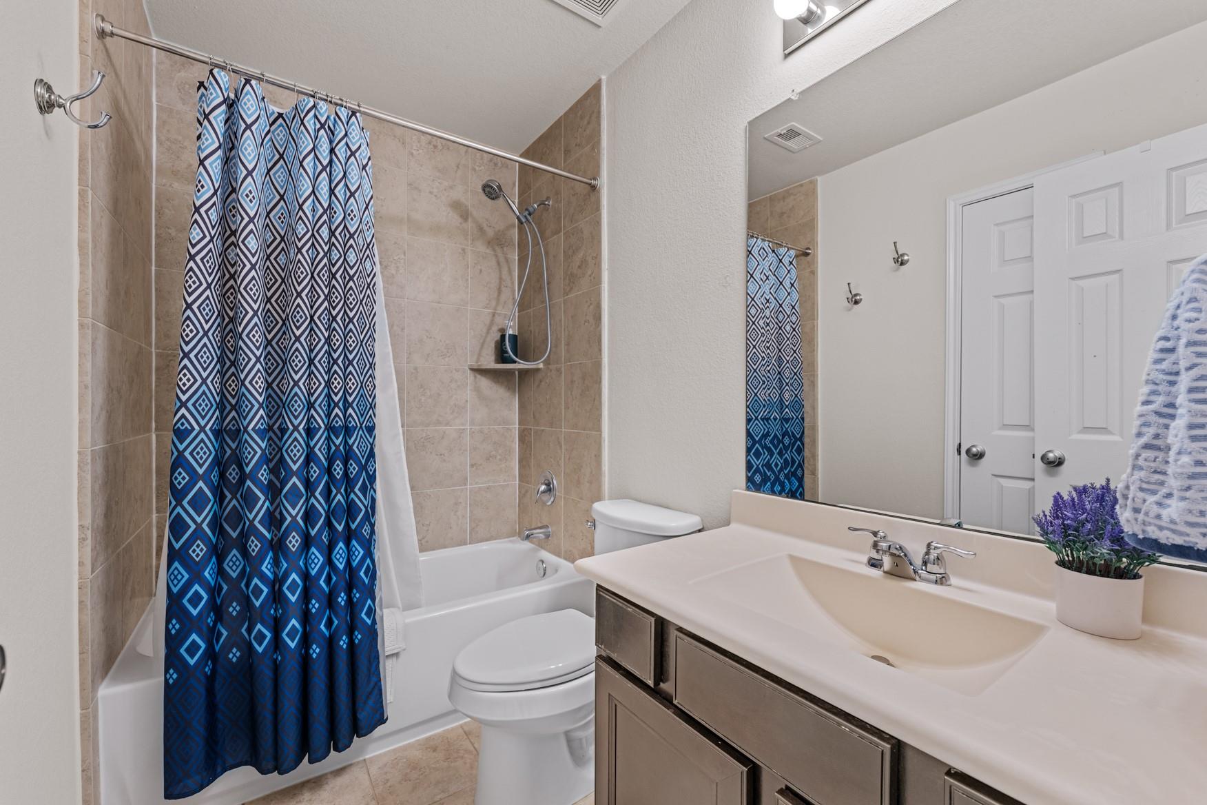 6502 Wilshire Lakes