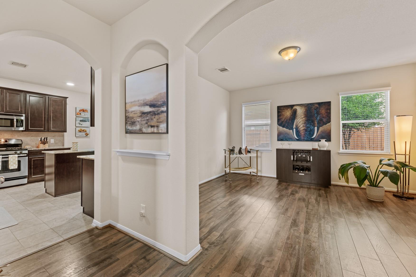 6502 Wilshire Lakes