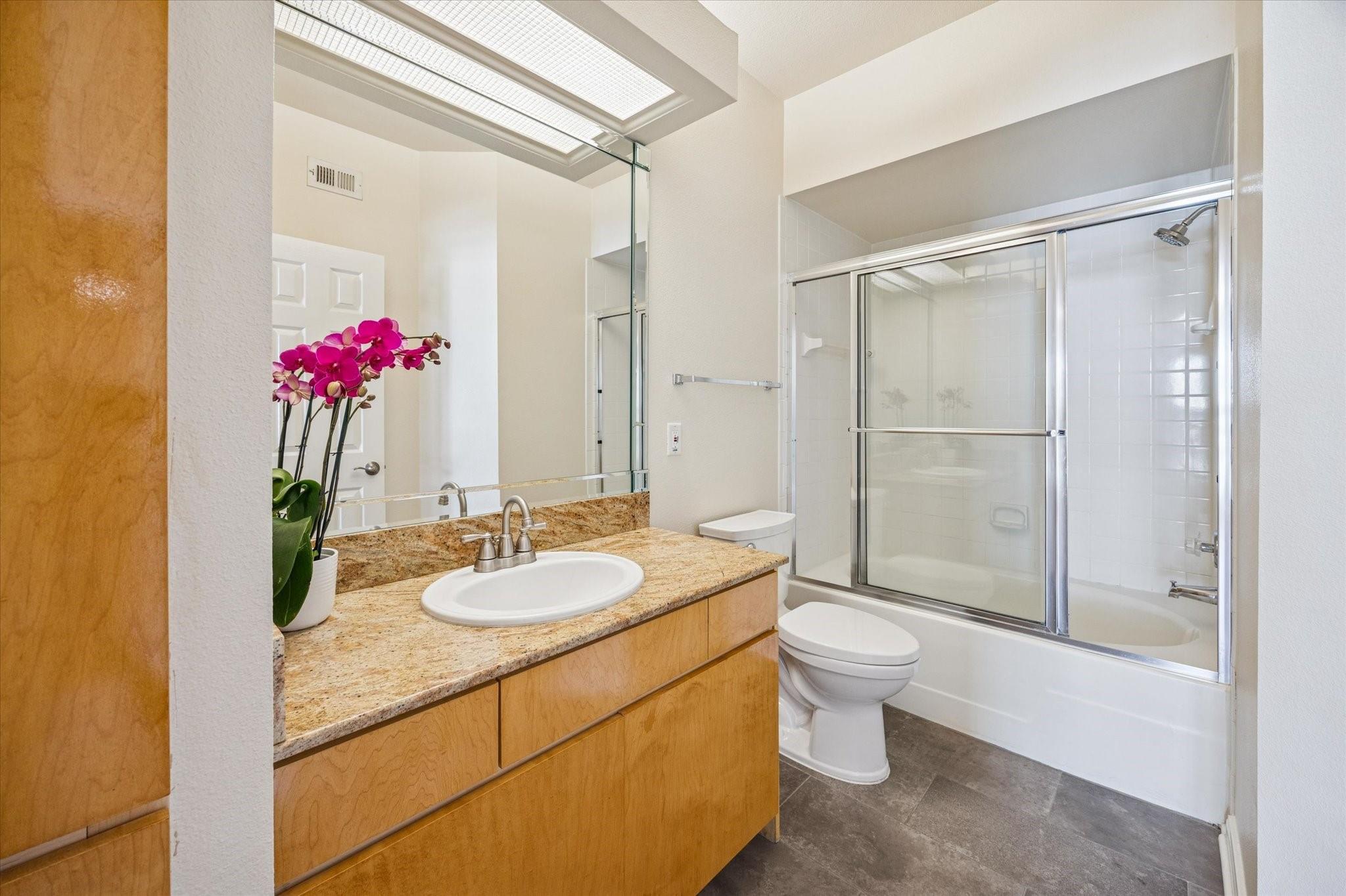 3231 Allen Parkway # 3204