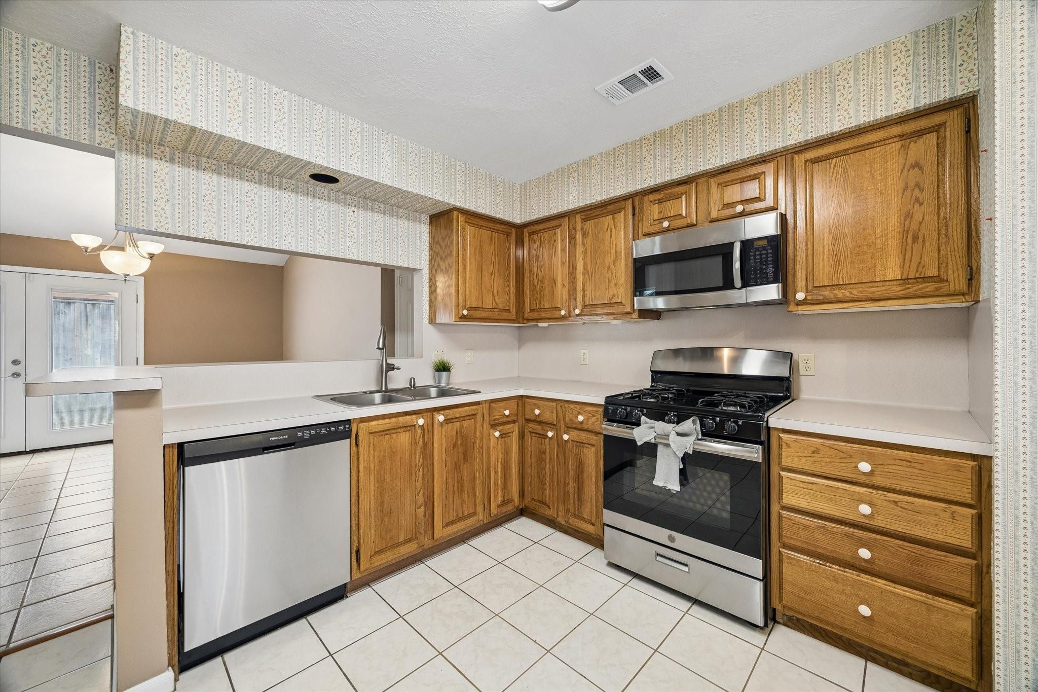 12827 Sandri Lane