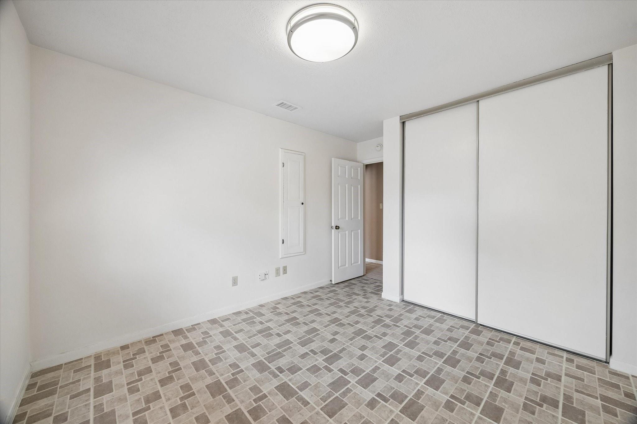 12827 Sandri Lane