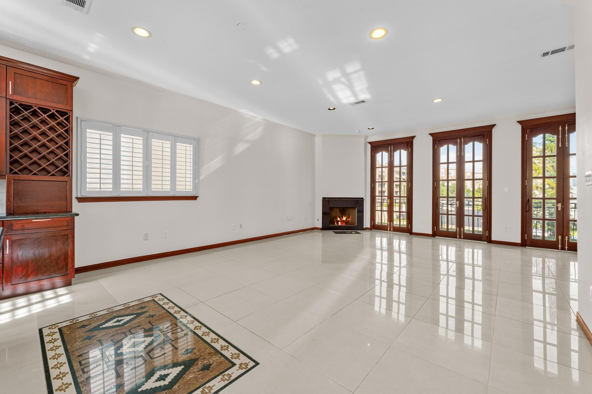 6018 Kirby Drive