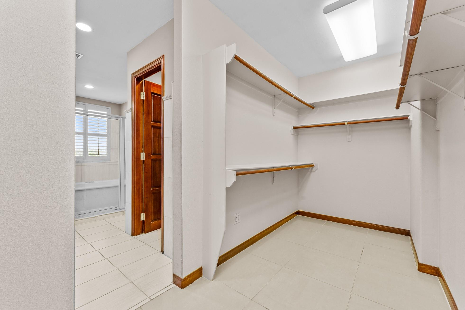 6018 Kirby Drive