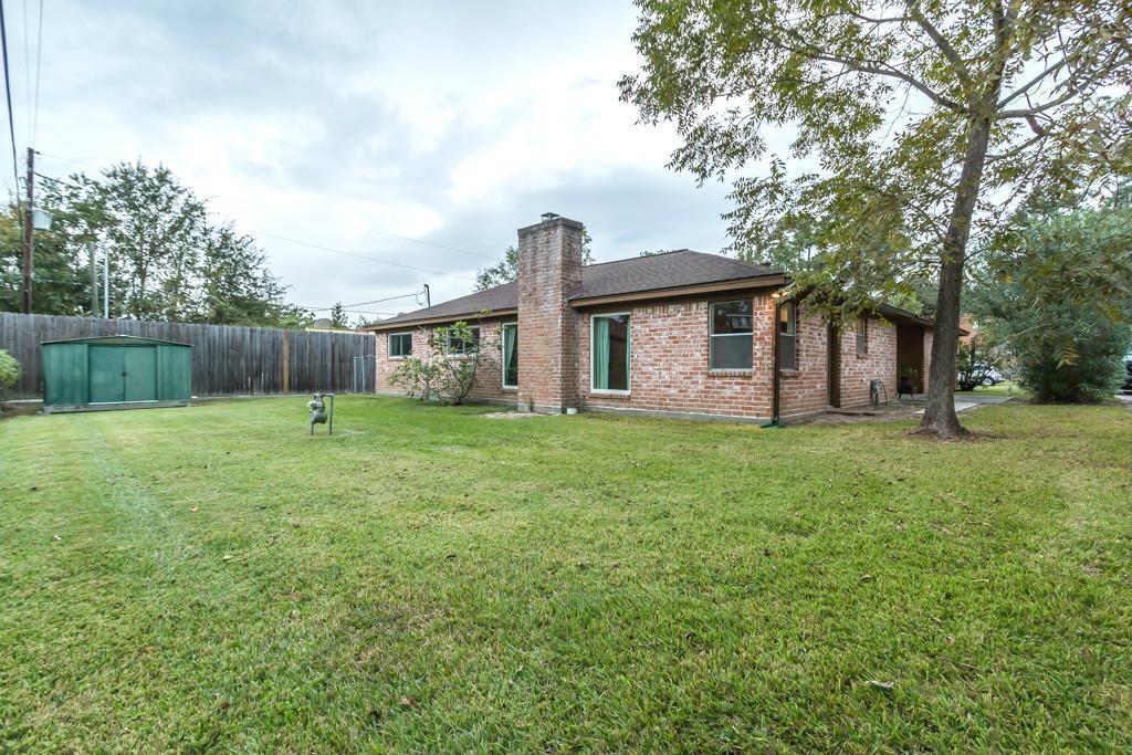 805 Thornwood Drive