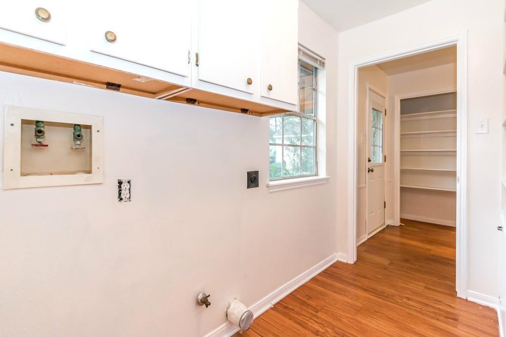 805 Thornwood Drive