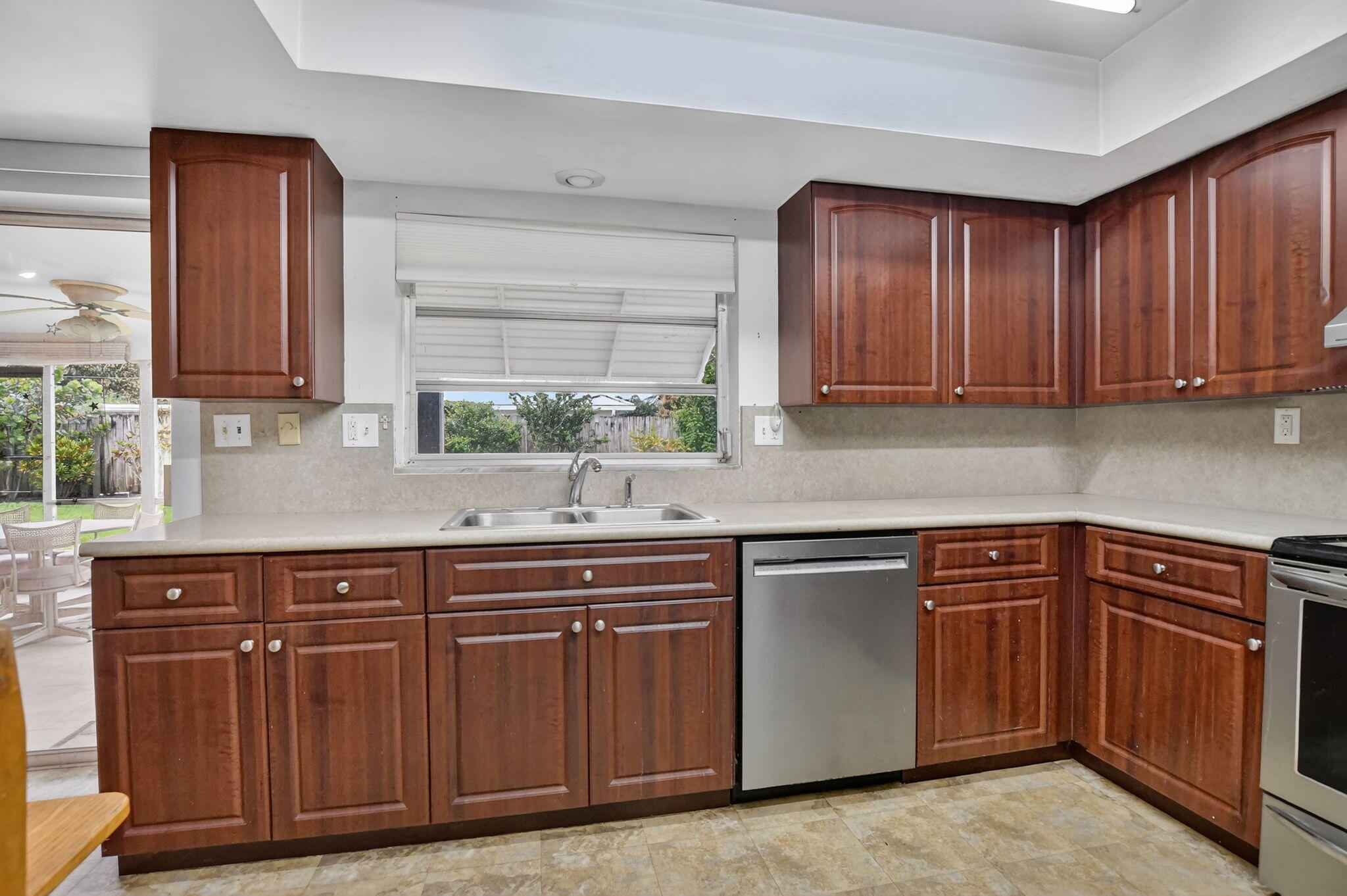 1060 NW 4th Street