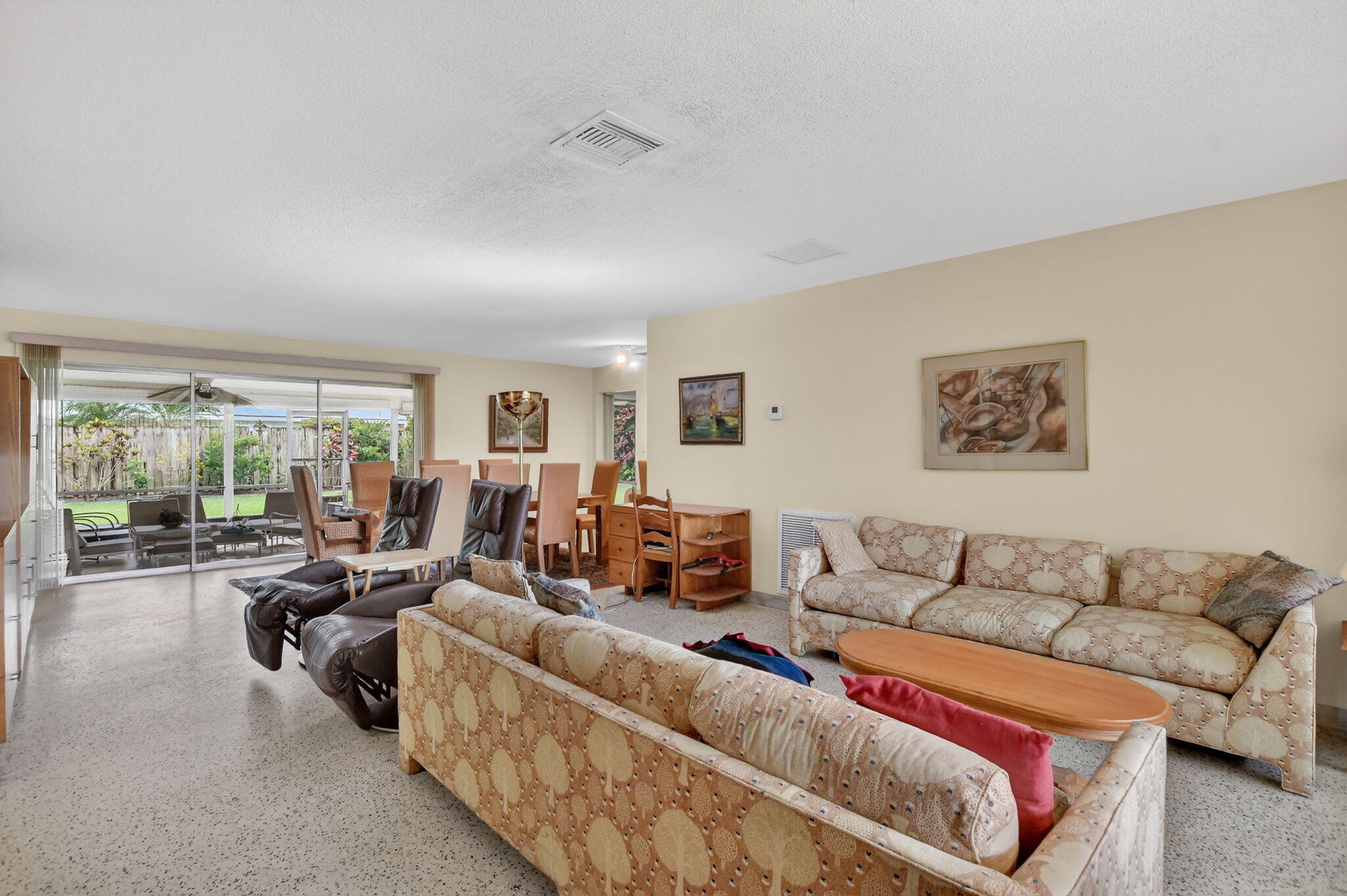 1060 NW 4th Street
